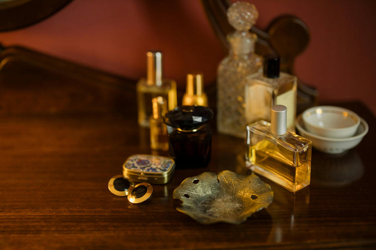 Bathroom / Vanity Accessories