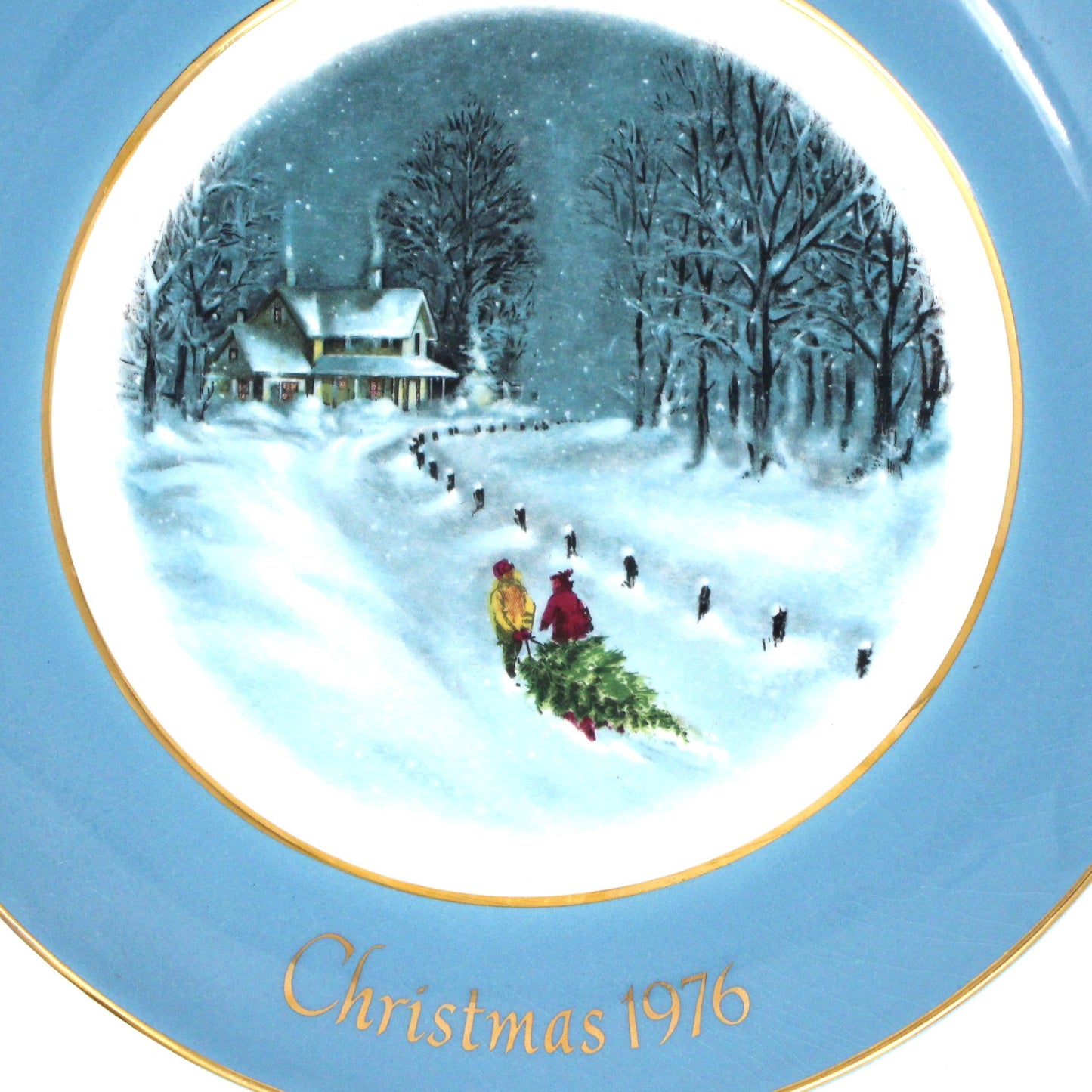 Decorative Plate, Christmas Plate, Bringing Home the Tree 1976, Enoch Wedgwood for Avon, Vintage