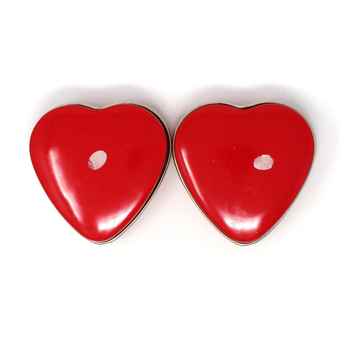Tins, Gift Tin / Candy Tin, Valentine Heart Shaped Collectible Tin, Metal Heart with Vintage Cut-Out, Set of 2, 2020's