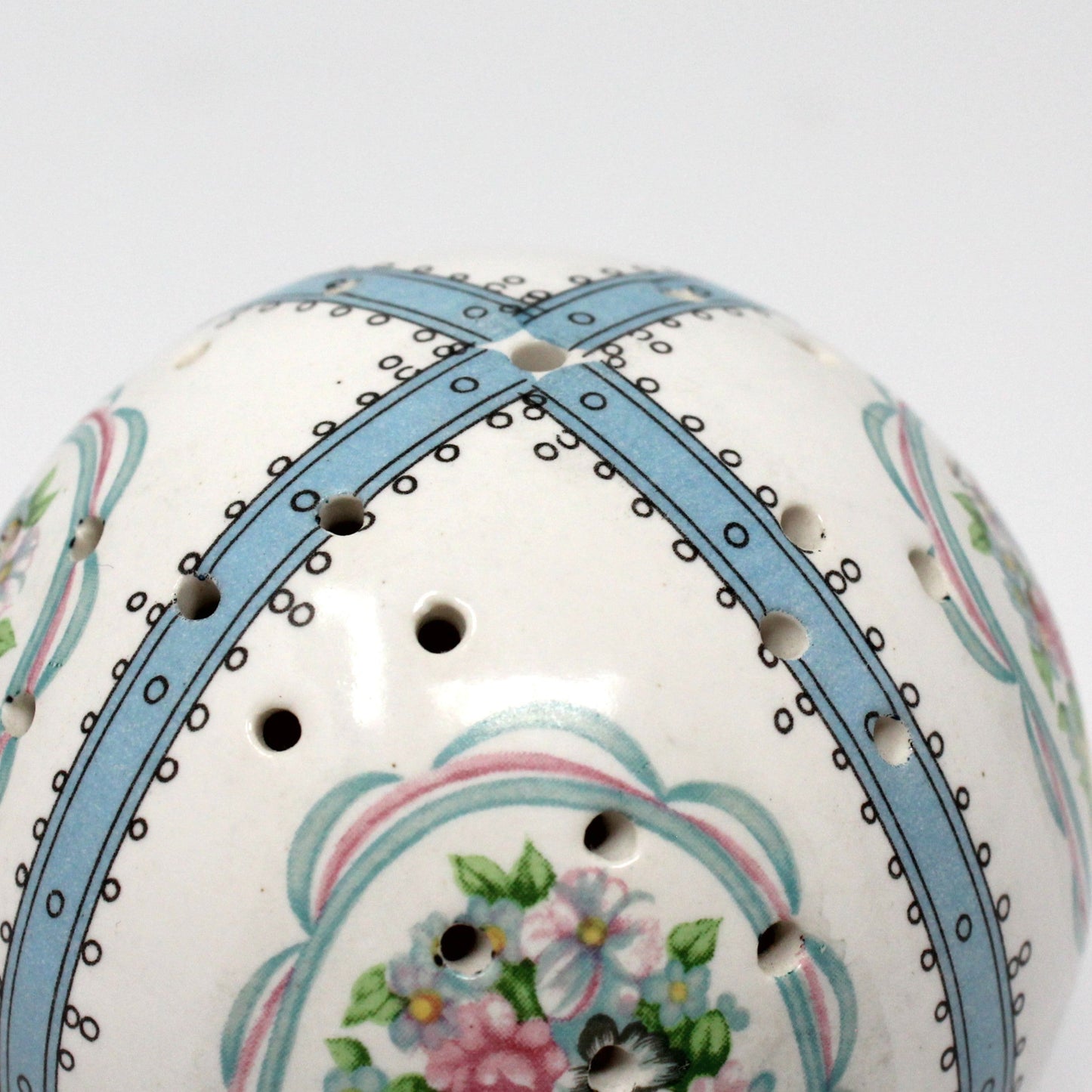 Pomander / Sachet, Potpourri Holder, Room Freshener Scent Ball, Footed, Vintage, 1970's