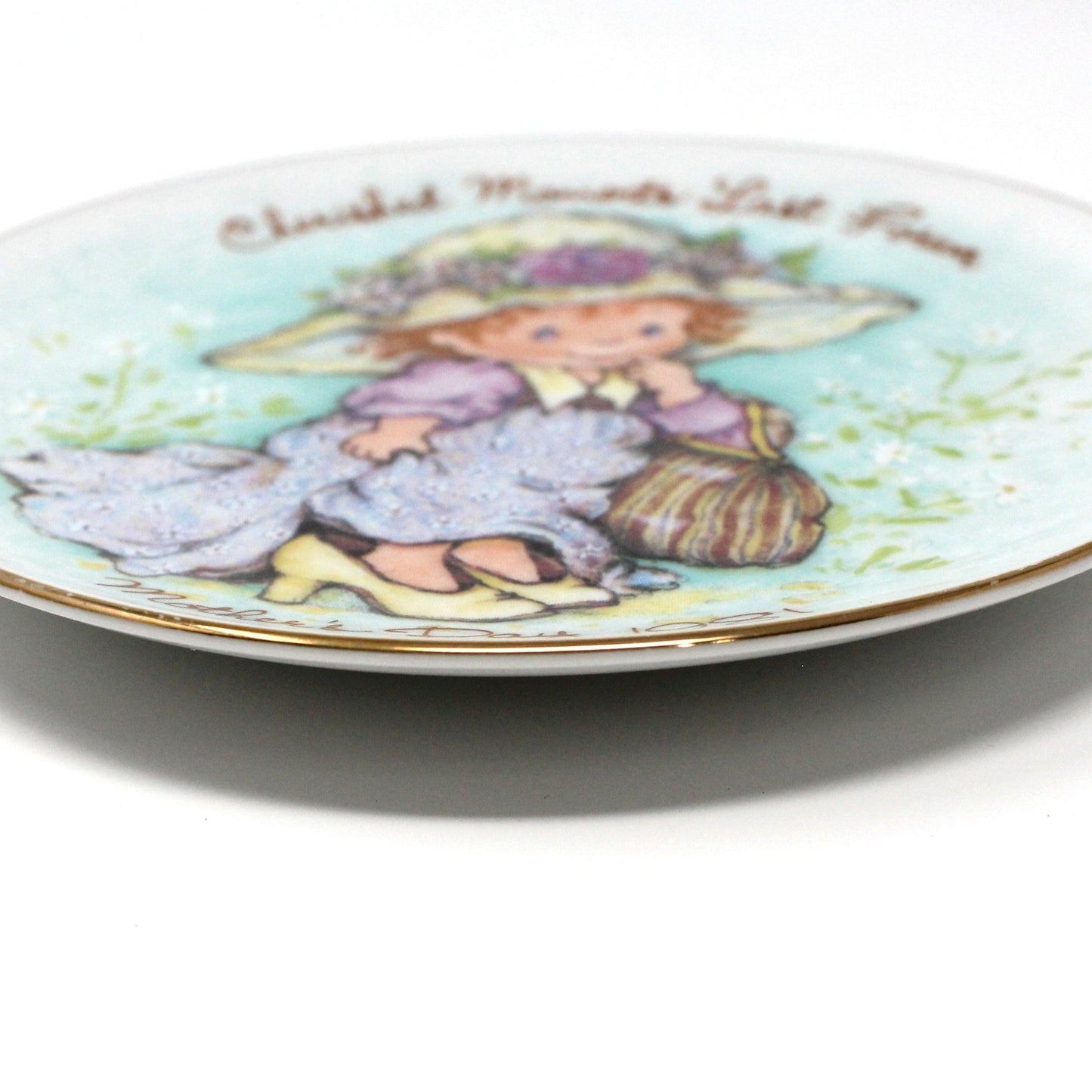 Decorative Plate, Avon, Mother's Day 1981, Cherished Moments Last Forever, Vintage