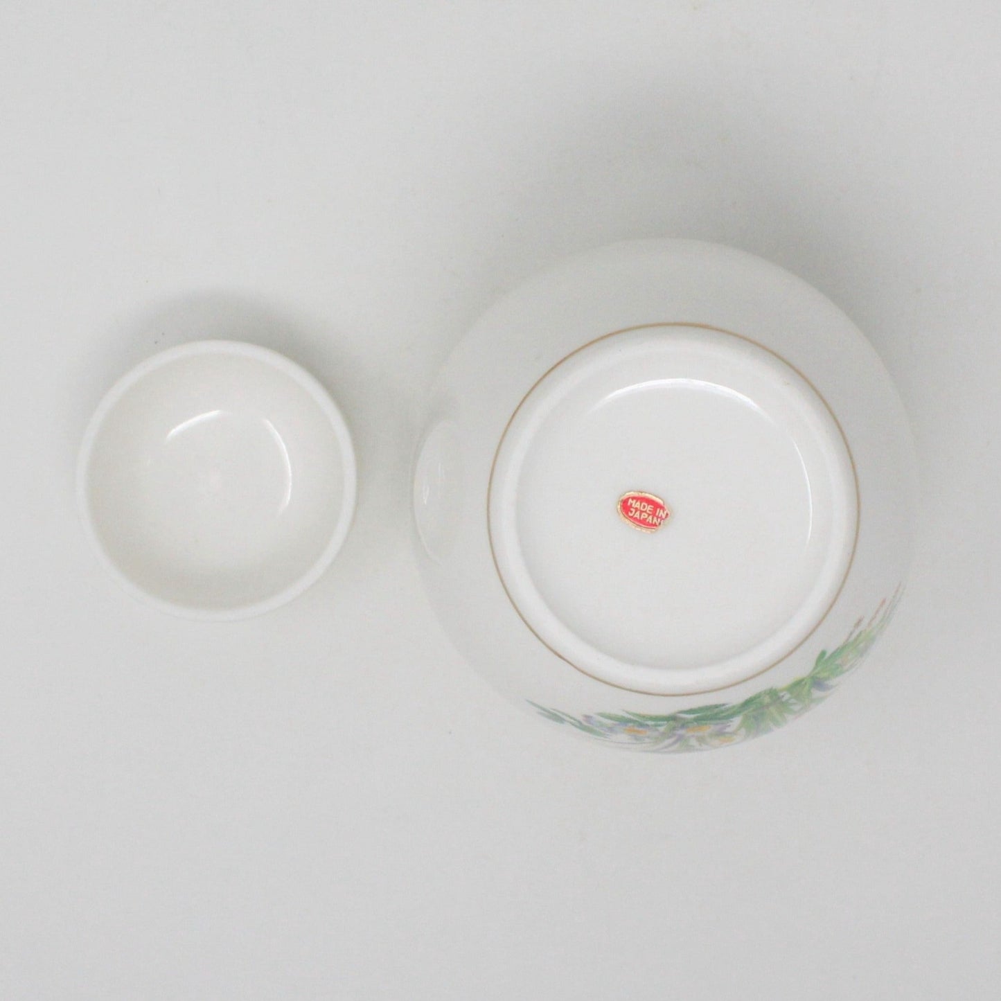 Ginger Jar, Irises and Butterflies, Porcelain, Vintage Japan