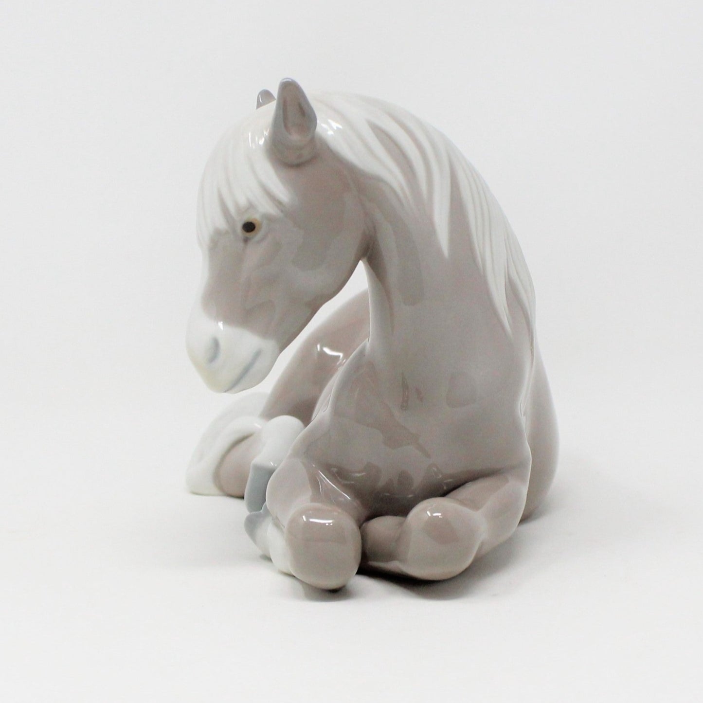 Figurine, Lladro, Little Horse Resting, #1203 Gloss, Vintage 1972, SOLD