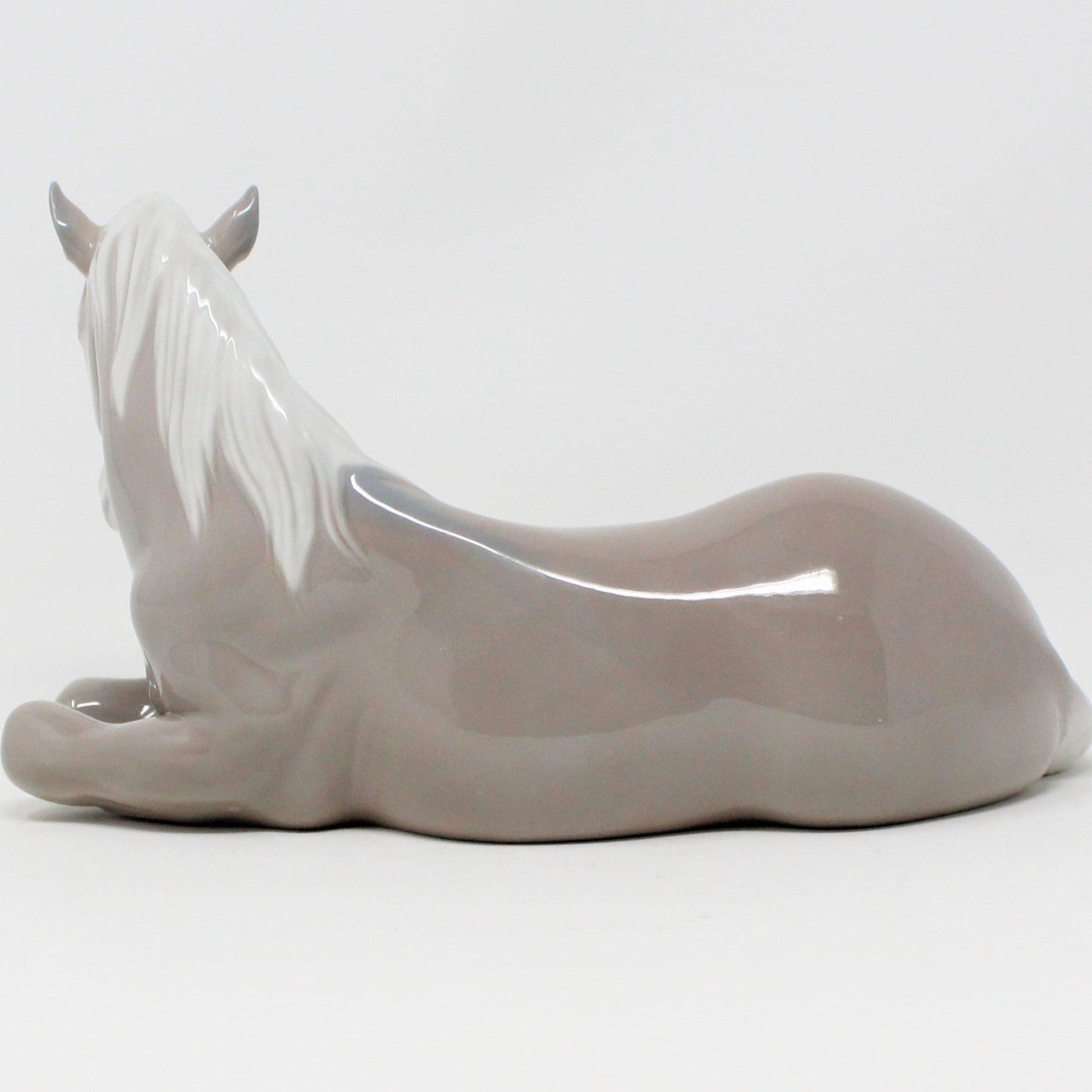 Figurine, Lladro, Little Horse Resting, #1203 Gloss, Vintage 1972, SOLD