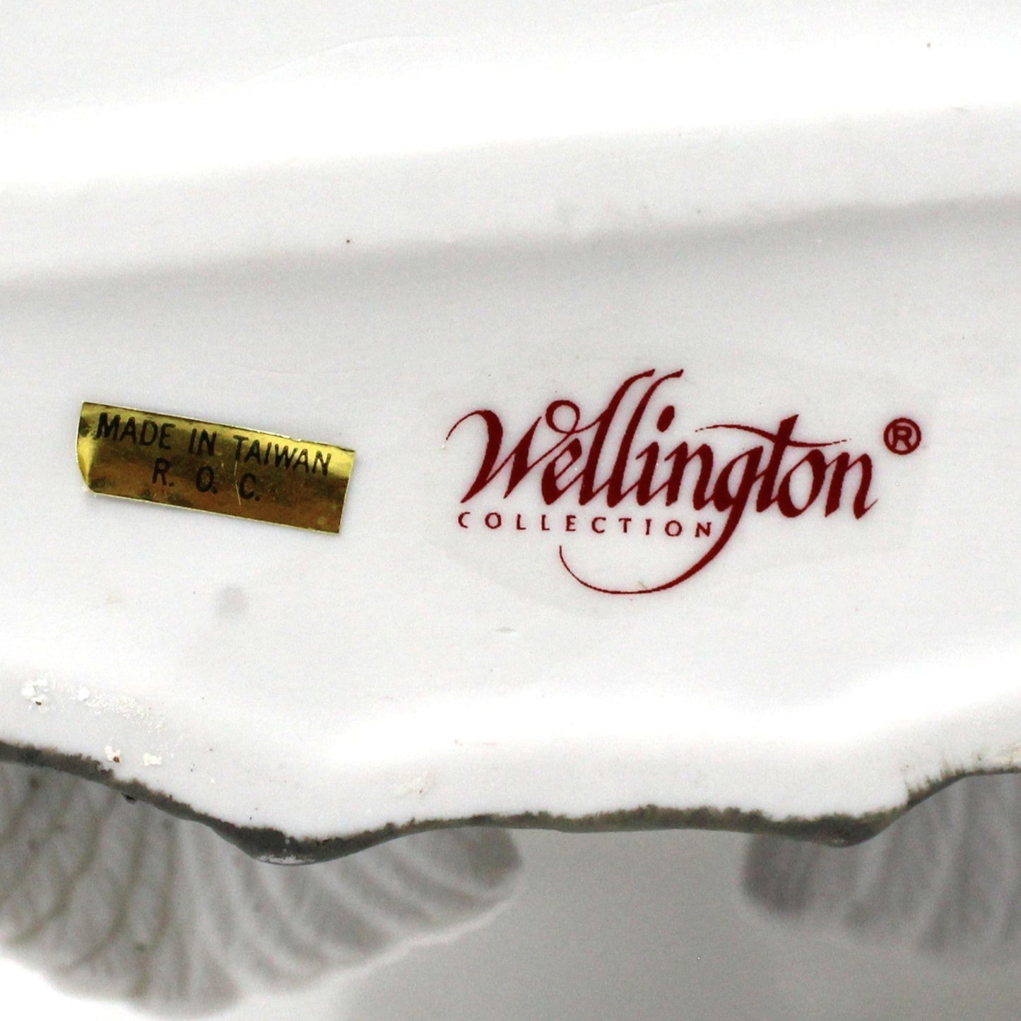 Figurine, Wellington Dove Collection, Two White Doves on Branch, Bisque Porcelain, Vintage