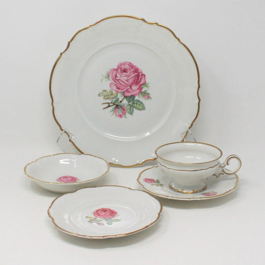 Dinnerware Set for 4.  The Dundee Vintage china, Bavaria, Germany