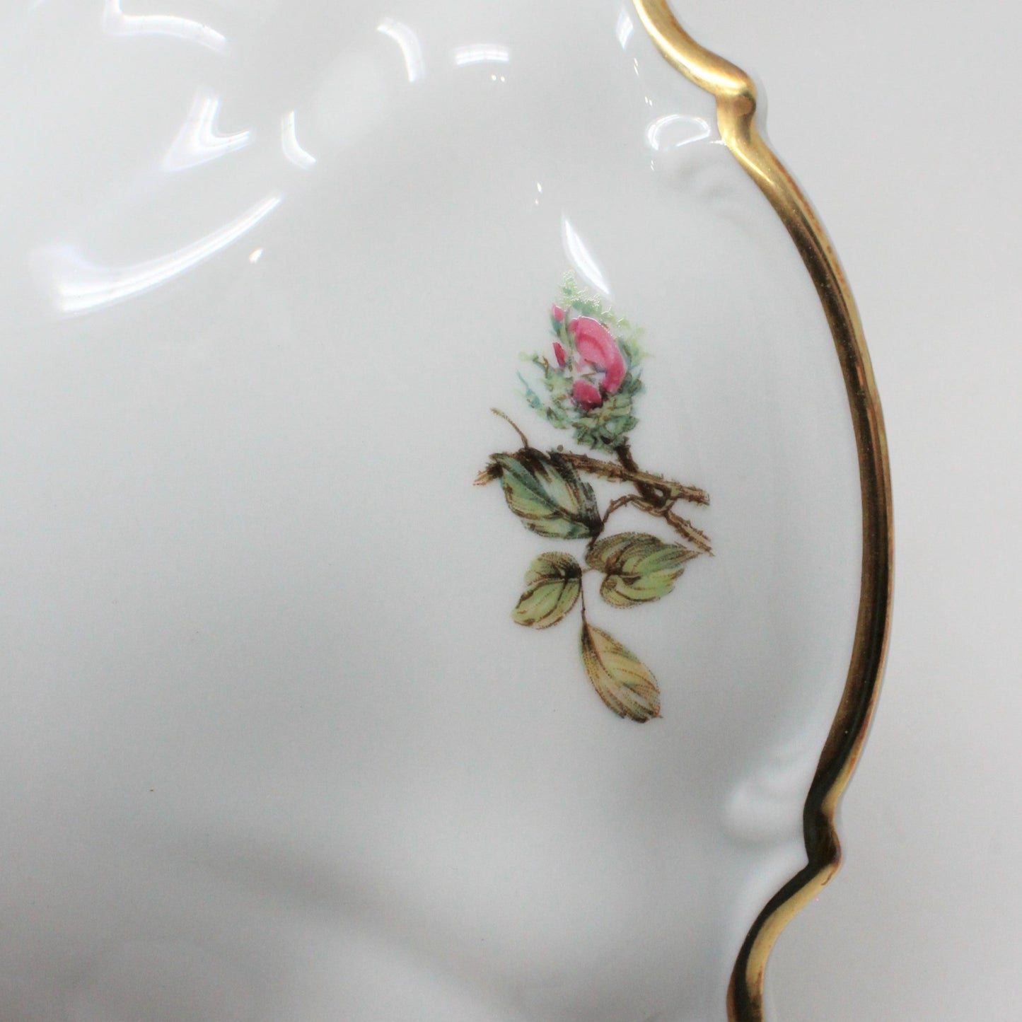 Covered Vegetable Bowl, Hutschenreuther, The Dundee, Pink Rose, Bavaria, Germany, Vintage