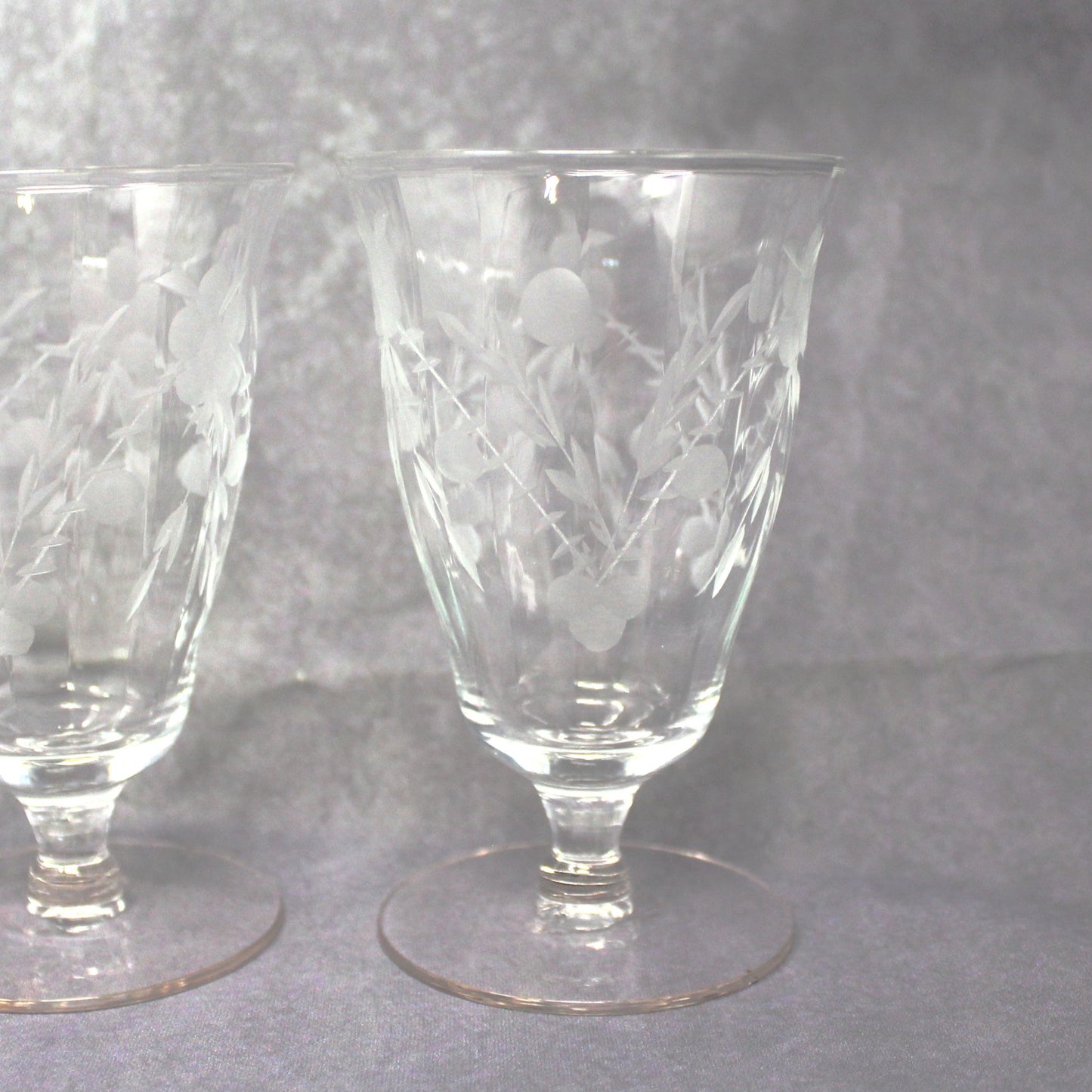 Glasses, Cocktail / Wine / Juice Glasses, Footed, Cut / Etched Crystal Florals, Optic Glass, Set of 4, Vintage