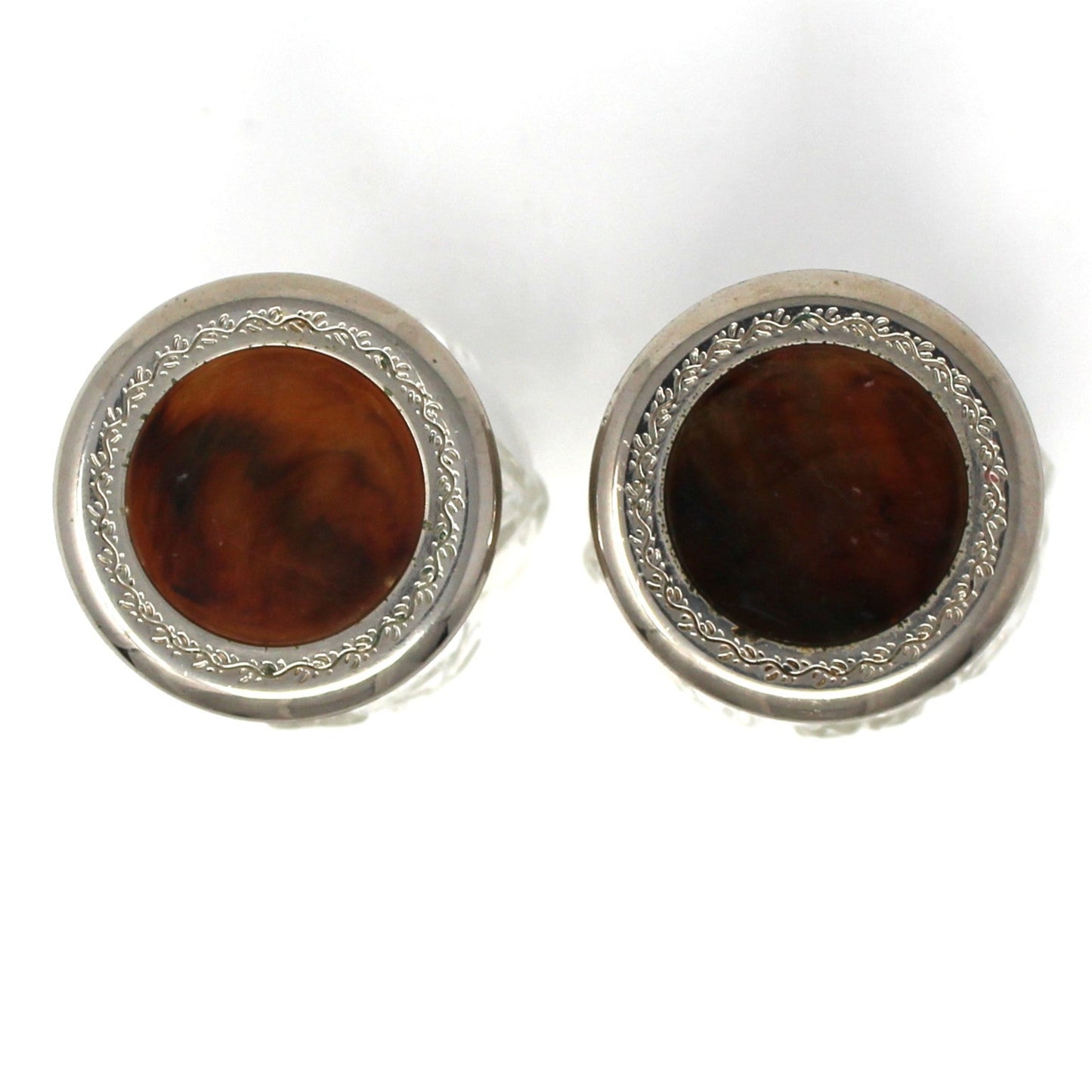 lid details on perfume bottles