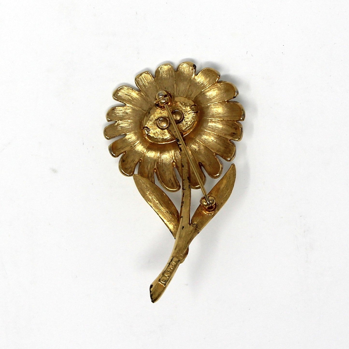Brooch / Pin, Monet, Daisy Flower, Gold Tone & White Enamel, Vintage