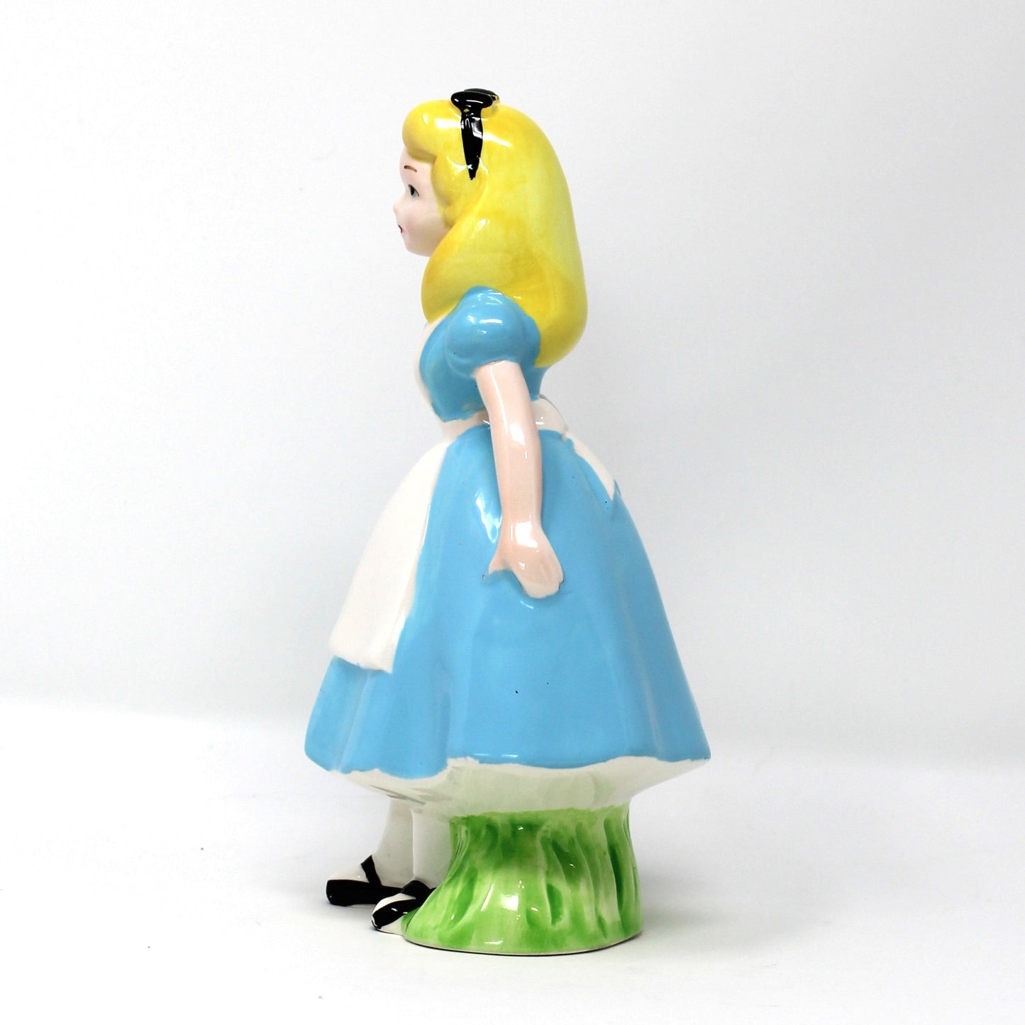 Figurine, Disney, Alice in Wonderland, Collectible Porcelain Disneyana, Vintage