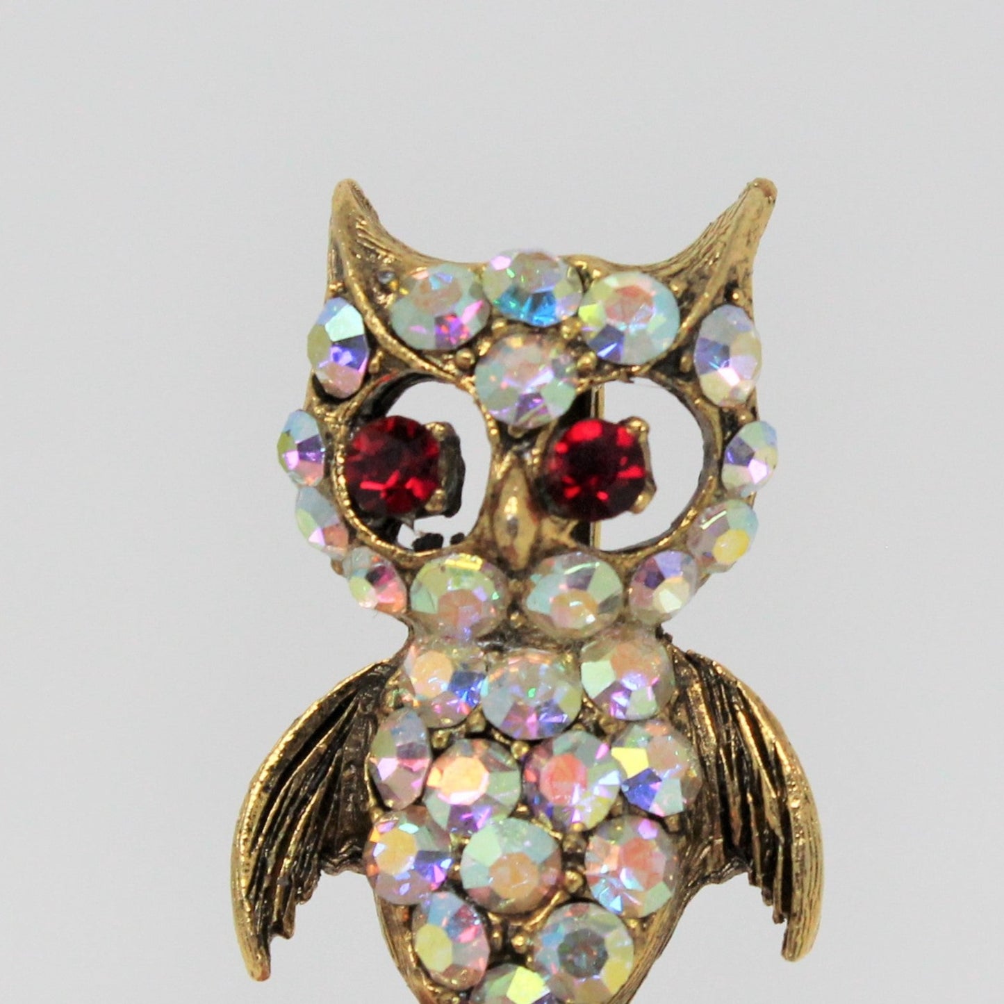 Brooch / Pin, Figural Owl, Aurora Borealis & Ruby Red Rhinestones, Antique Gold Tone, Vintage