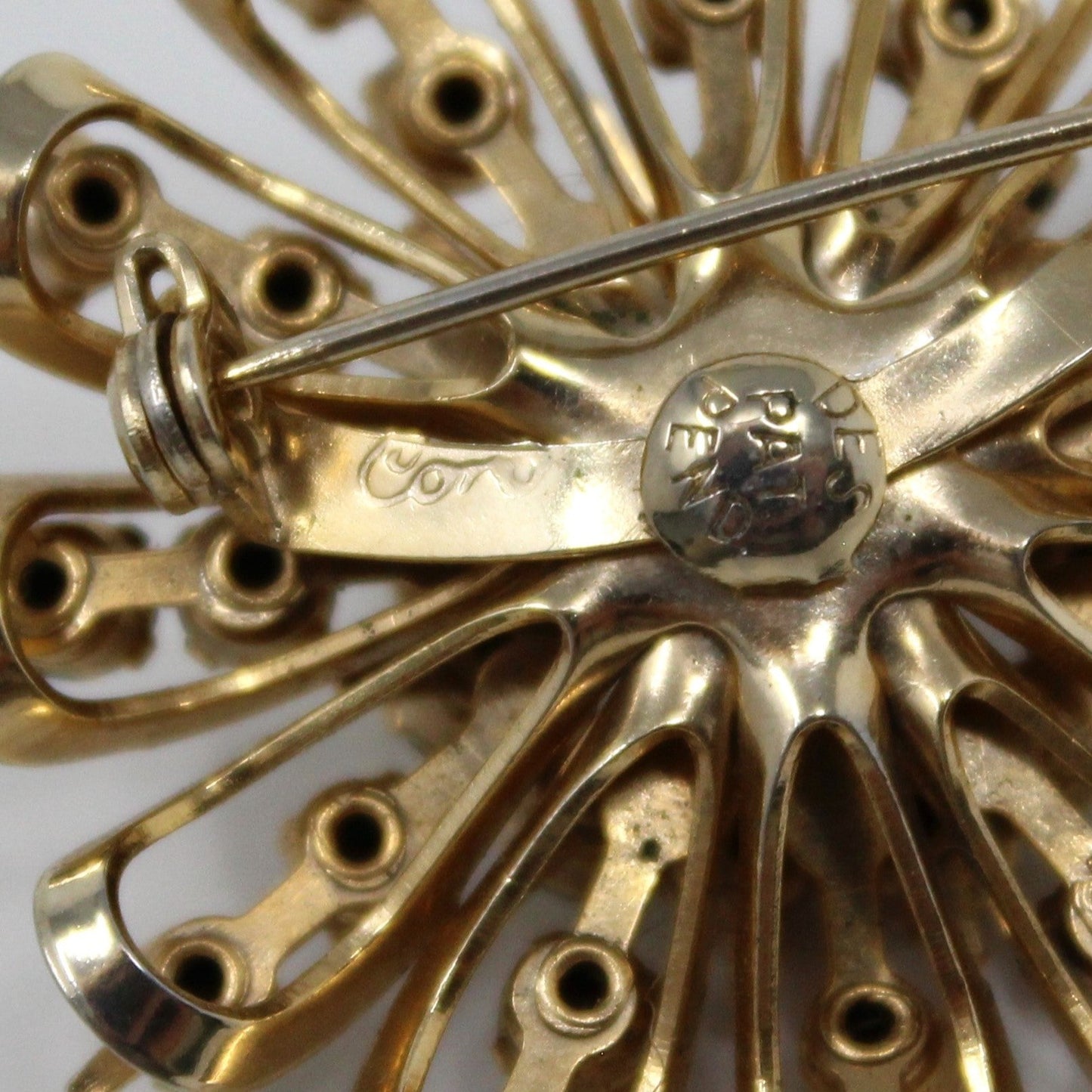 Brooch / Pin, Coro, Domed Amber & Citrine Rhinestones Starburst, Gold Tone, Vintage