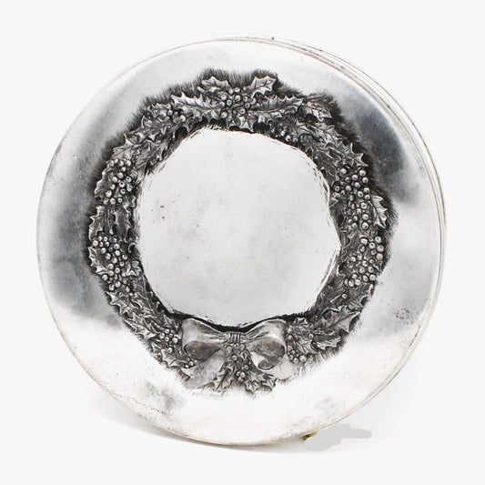 Tins, Gift Tin / Candy Tin, Designs by Metzke, Christmas Holiday Wreath, Pewter, Vintage