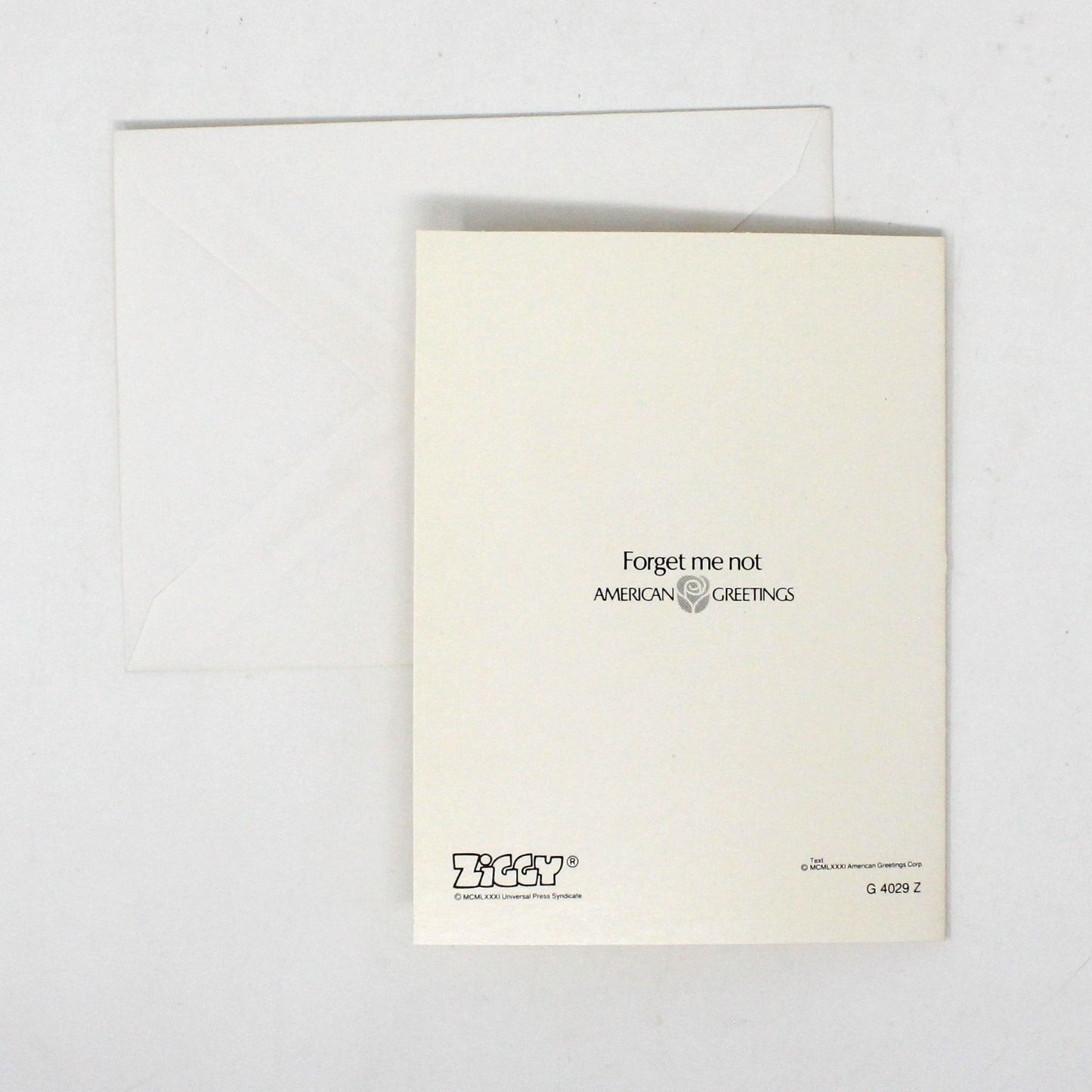 Greeting Card / Christmas Card, Ziggy, Holding Wreath, Unused with Envelope, American Greetings, Vintage