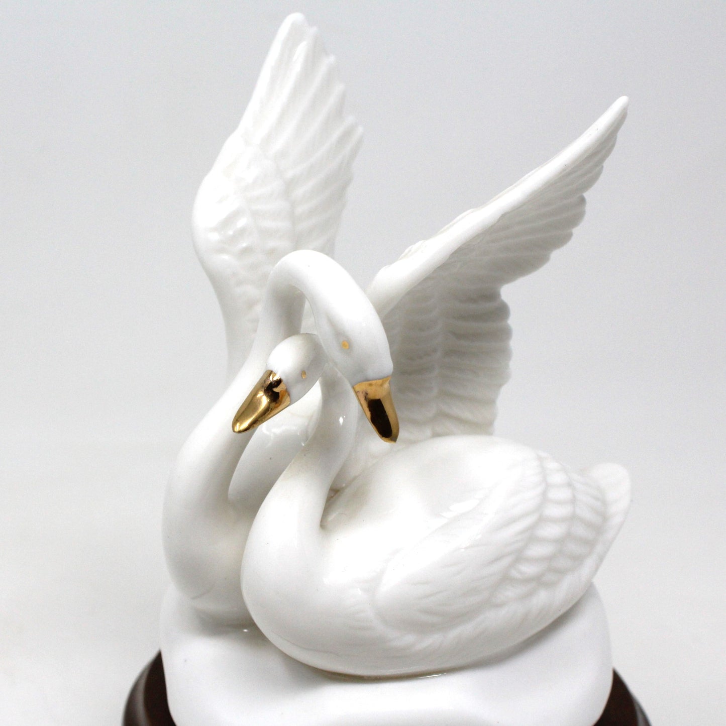 Musical Figurine, Double Swans, Plays Lara's Theme - Somewhere My Love, Porcelain, Vintage, SOLD