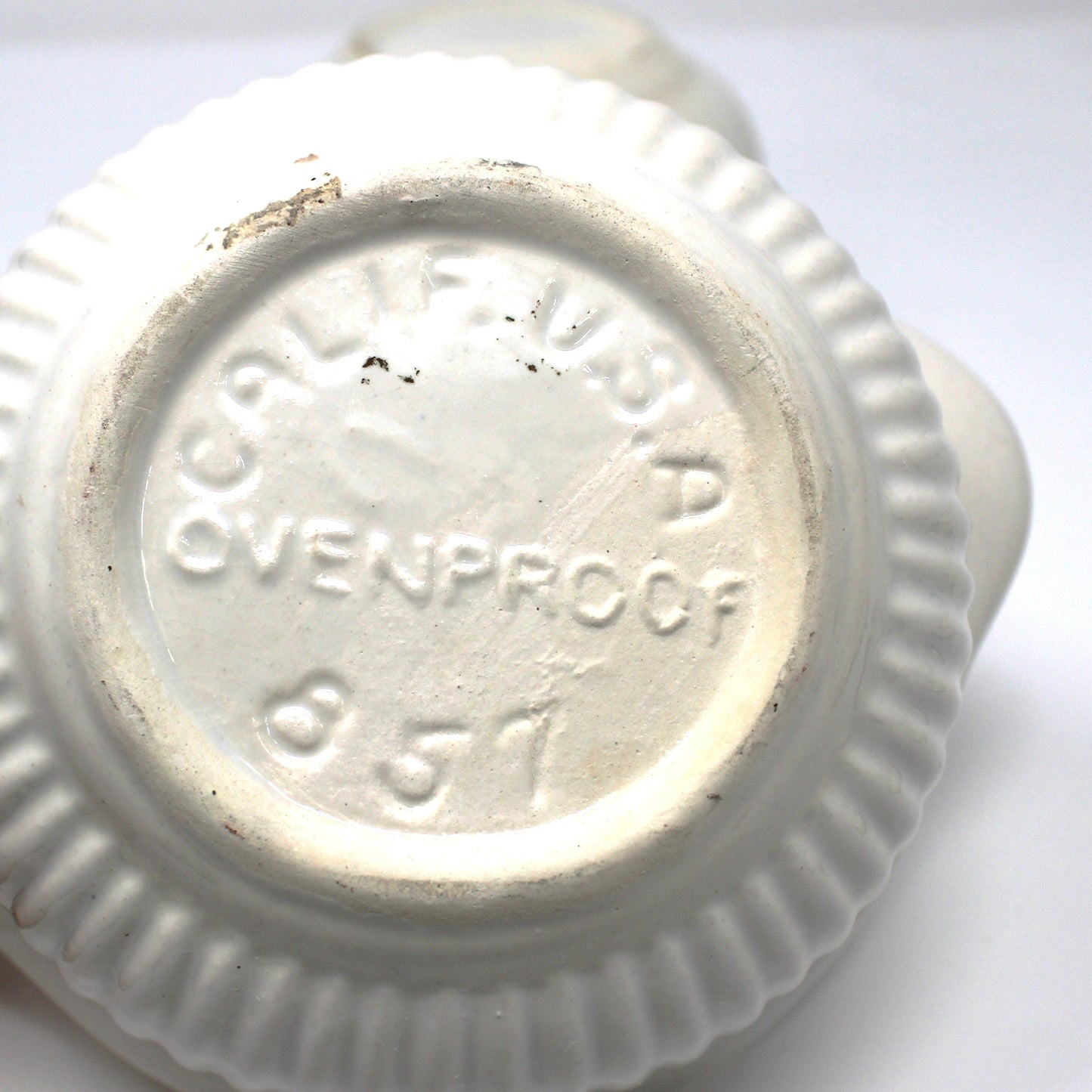 Soup Crocks with Lids and Handles, California USA White Ceramic Bowls, Set of 2 Ovenproof, Vintage