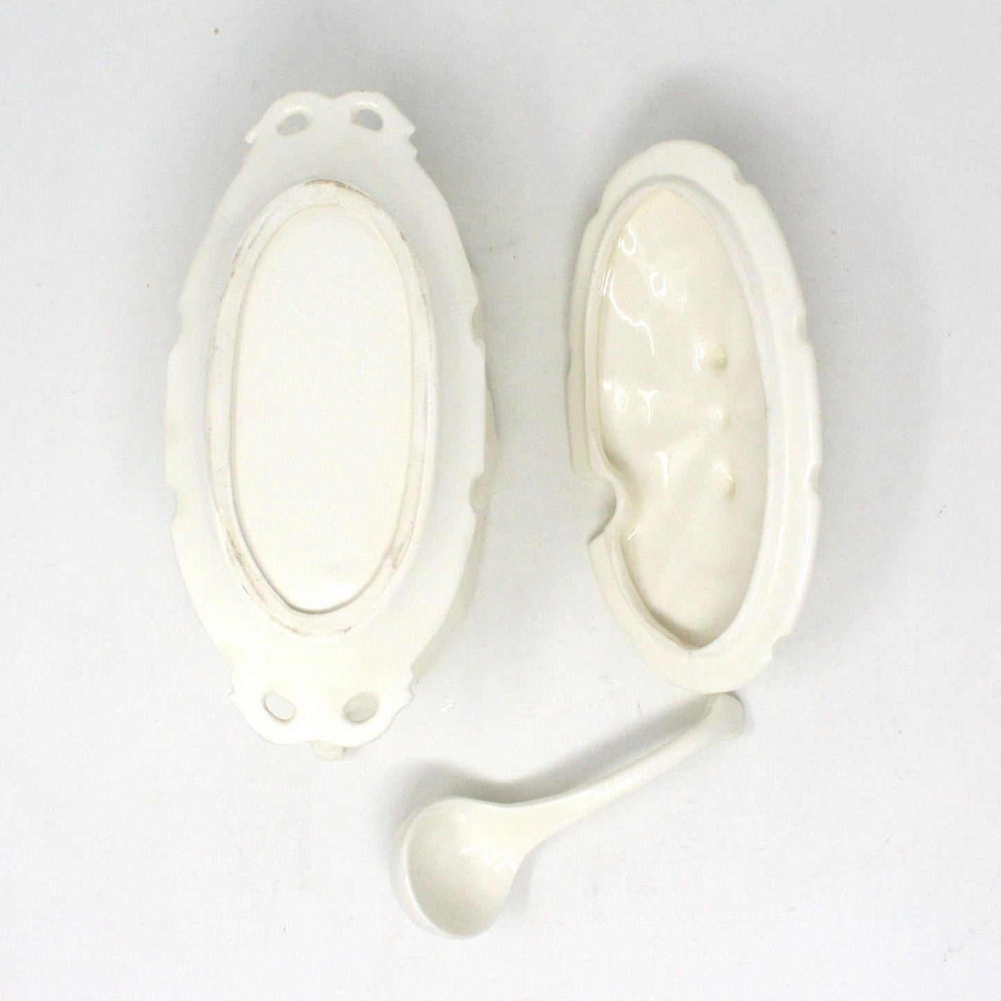 Gravy Boat / Saucière with Underplate, Lid and Ladle, Feathers, Ceramic, Vintage