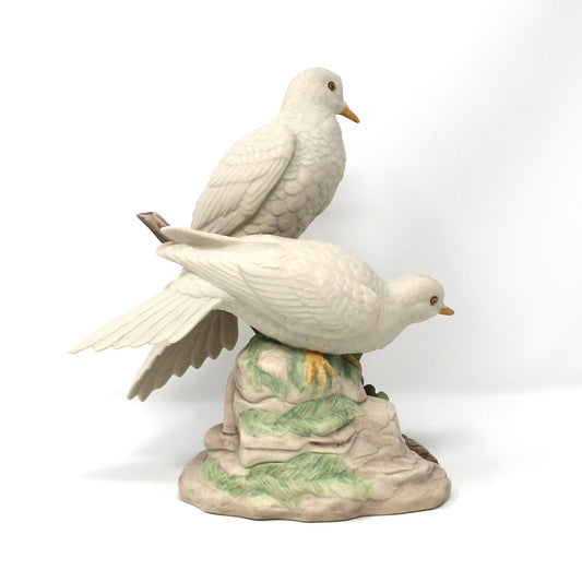 Two White Doves Figurine, Hand-Painted Bisque Porcelain, Vintage 1980s