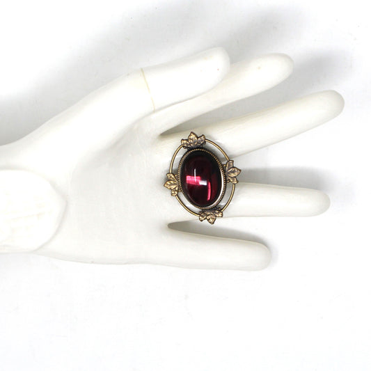 Brooch / Pin, Oval Shaped Brooch, Amethyst Glass Cabochon Jelly, Victorian Style, Vintage