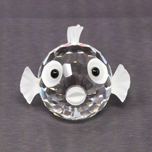 vintage Swarovski puffer / blow fish figurine. Medium clear faceted crystal fish with white side fins.