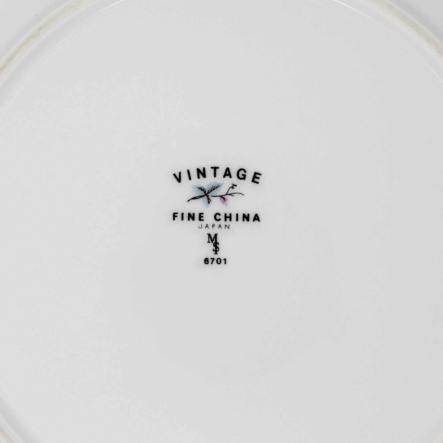 Dinnerware, Fine China of Japan. Vintage 6701, Service for 6 (36 Pcs), Vintage, SOLD
