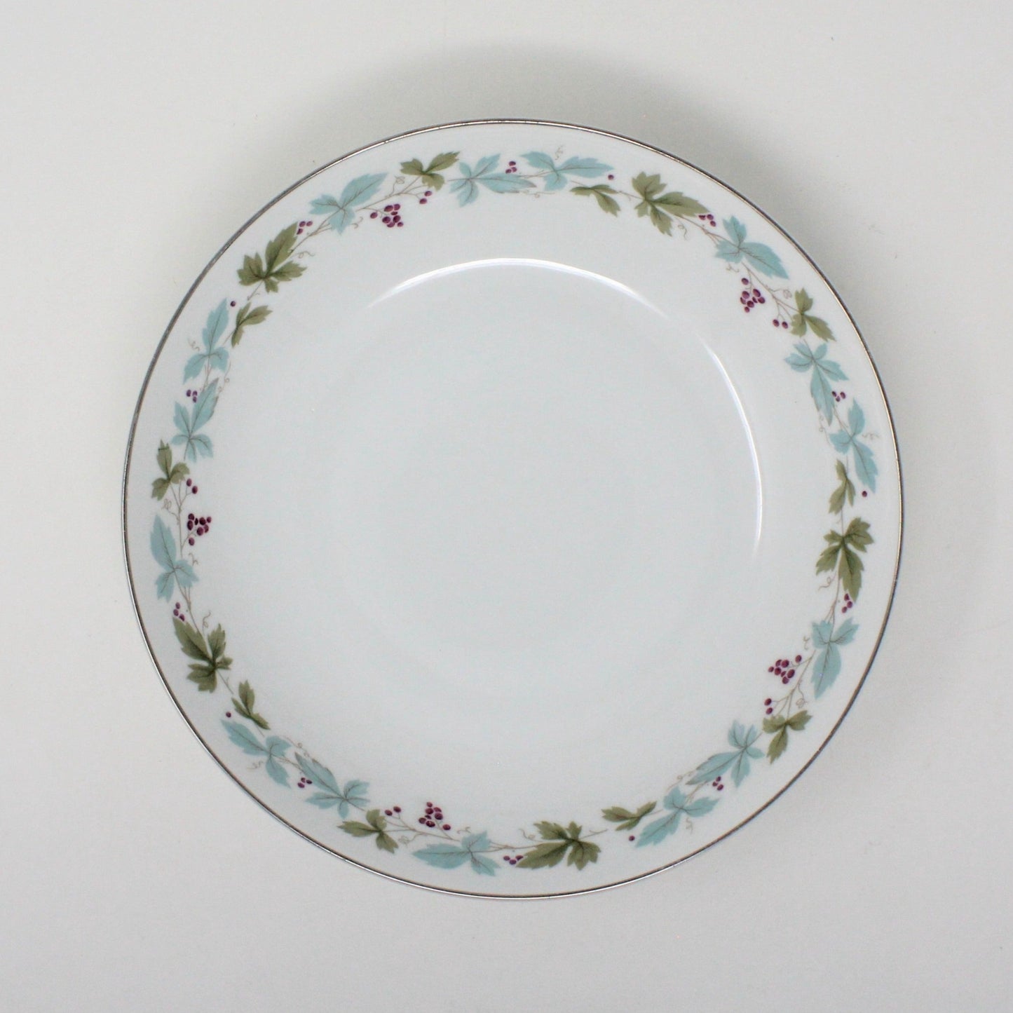 Dinnerware, Fine China of Japan. Vintage 6701, Service for 6 (36 Pcs), Vintage, SOLD