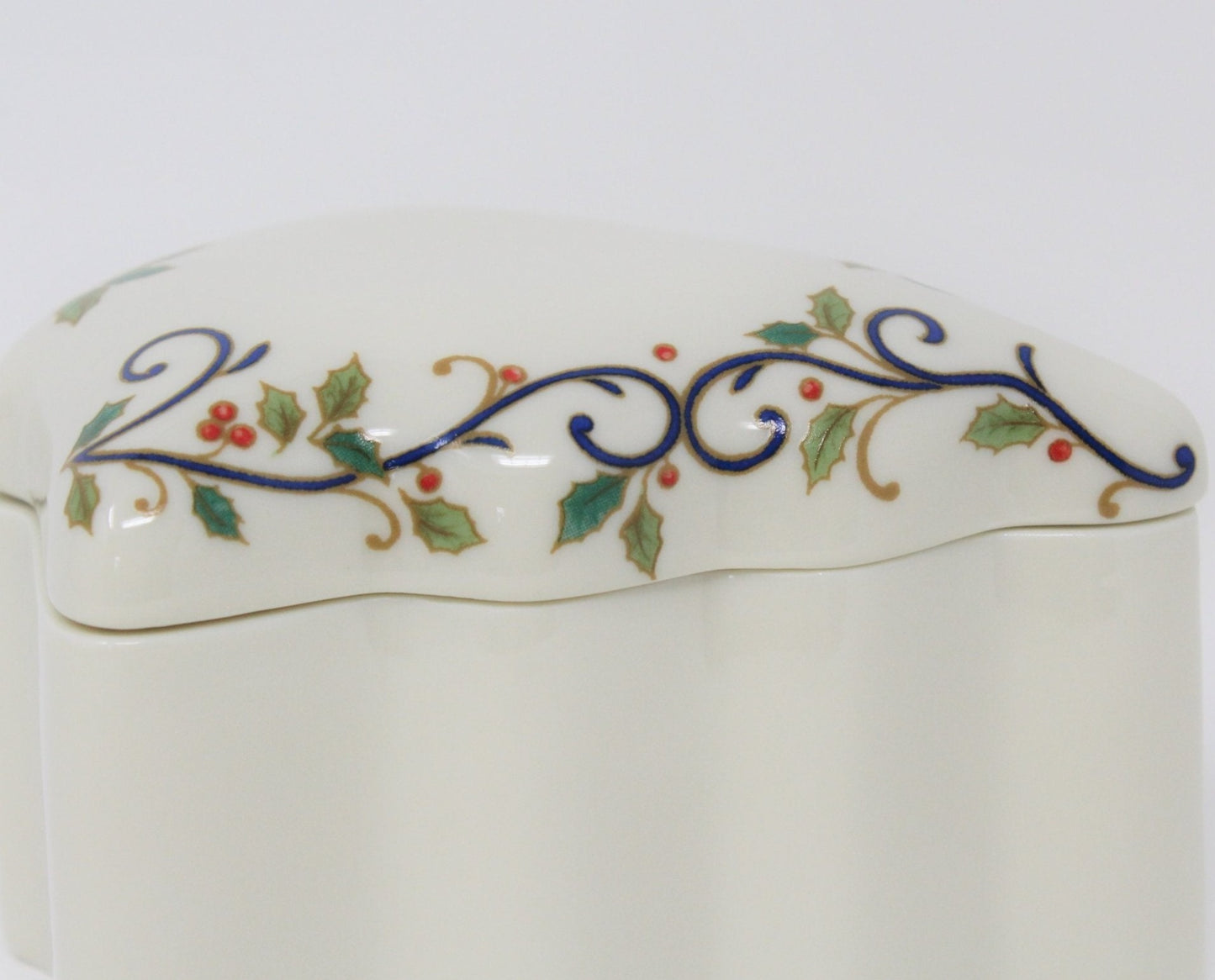 Trinket Box, Mikasa, Christmas Tree Shaped, Holiday Bloom