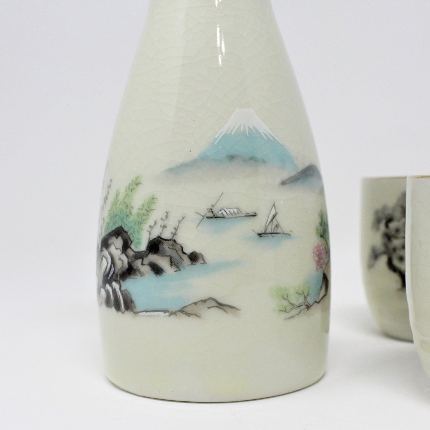 Sake Set Decanter/ Tokkuri & 4 Cups, Asahi, Mt Fuji, Vintage
