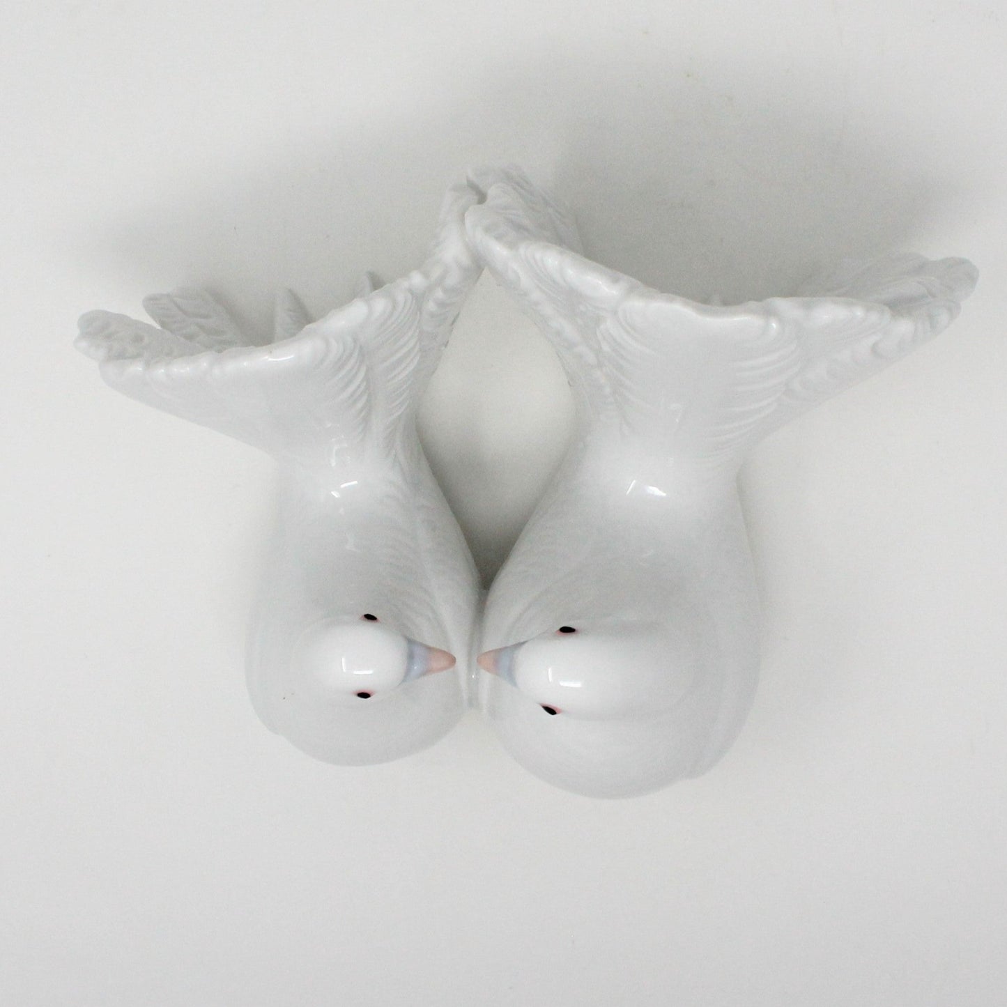 Sculpture, Lladro, Couple of Doves, Vintage 1970's, SOLD