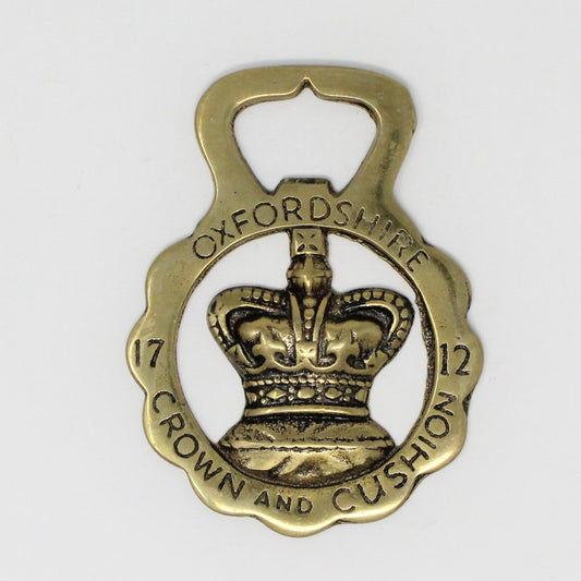 Horse Brass Bridle Harness Medallion, Oxfordshire Crown & Cushions 1712, Vintage Collectibles