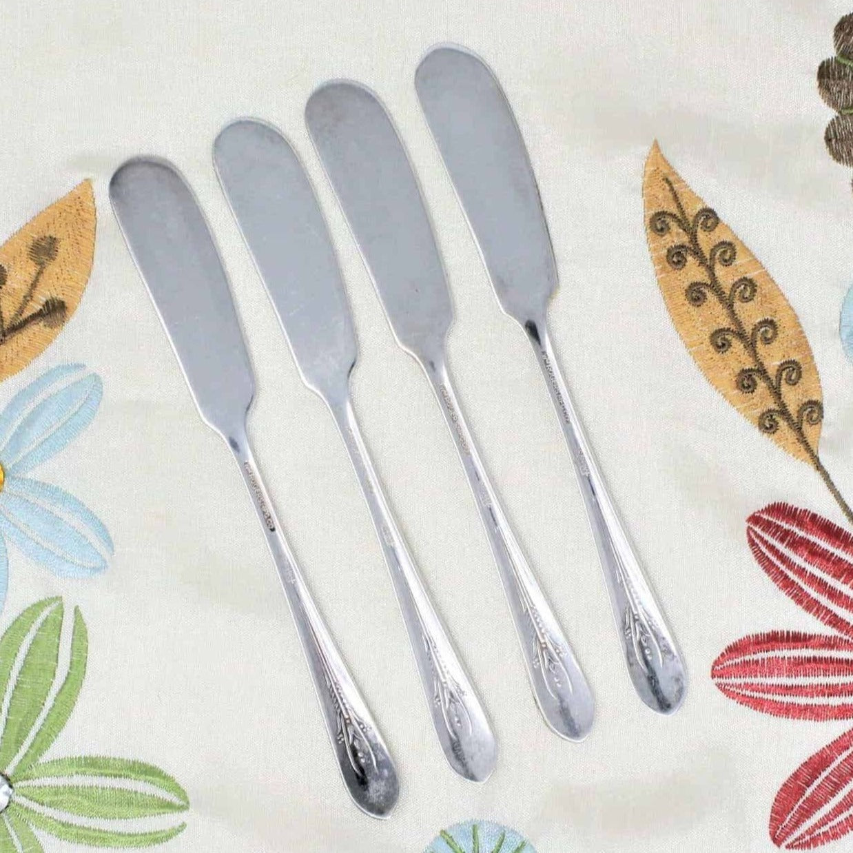 Spreaders, Wm Rogers, Inheritance, Silverplate, Matching Set of 4, Vintage