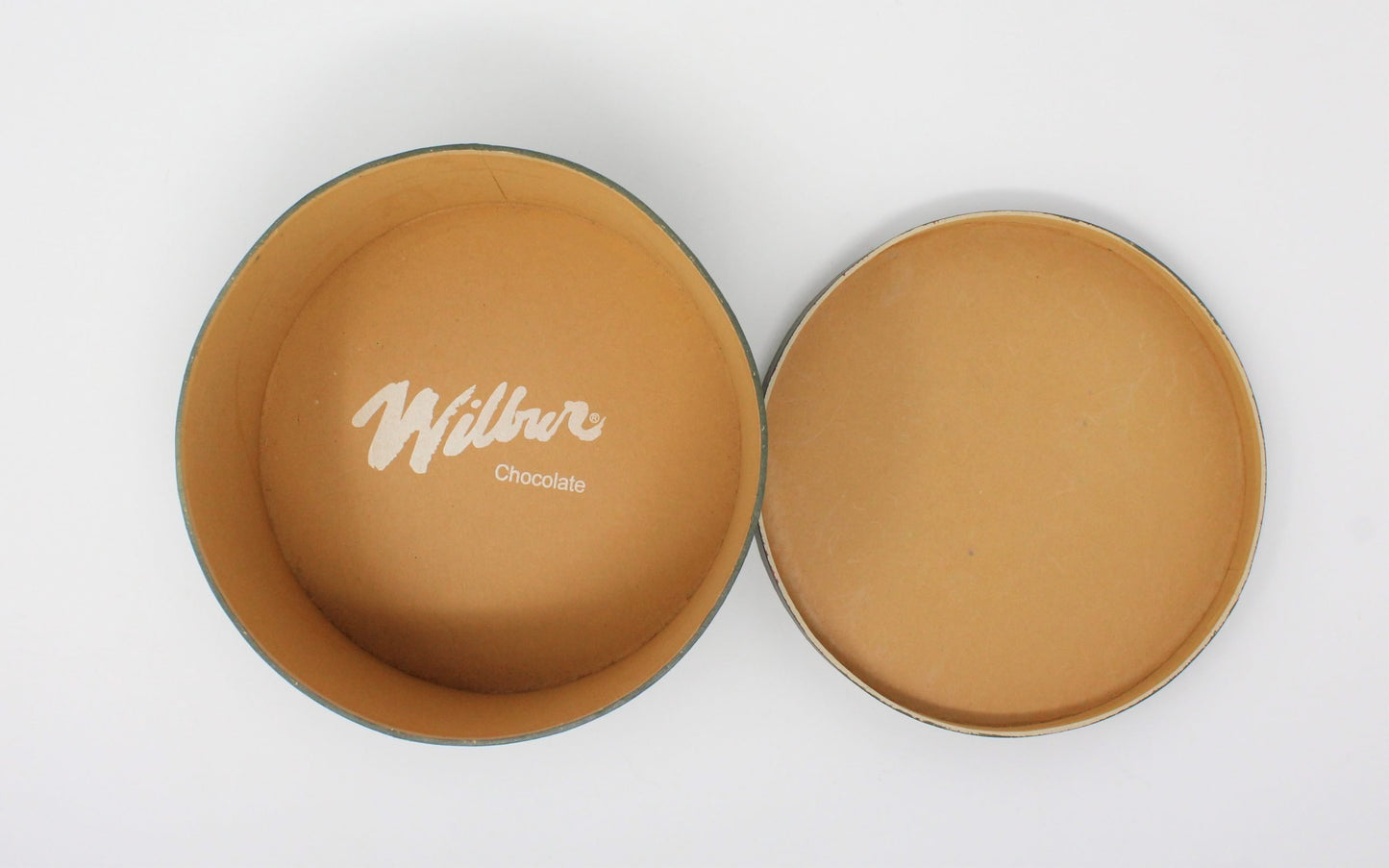 Box, Storage Box / Gift Box, Cow Country Scene, Farmhouse Primitive, Vintage