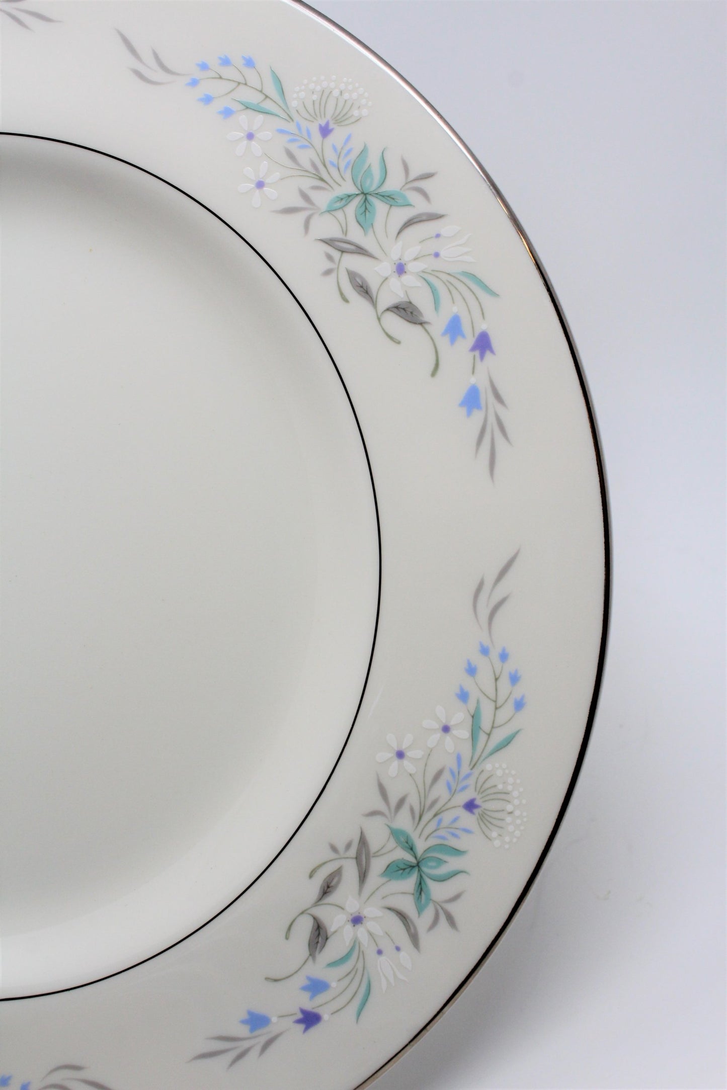 Dinner Plate, Pickard, Remembrance Fine China, Set of 4, Vintage