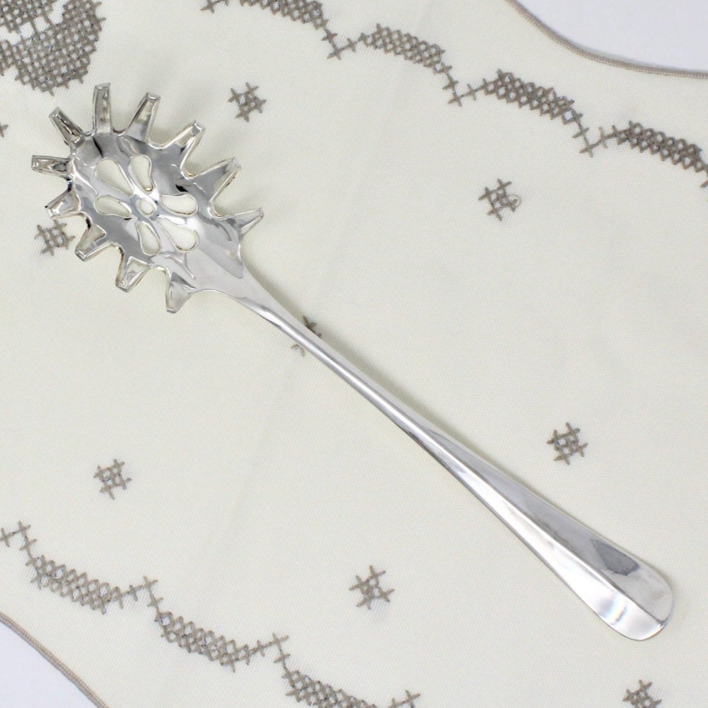 Pasta / Spaghetti Server, International Silver, Simplicity, Silverplate