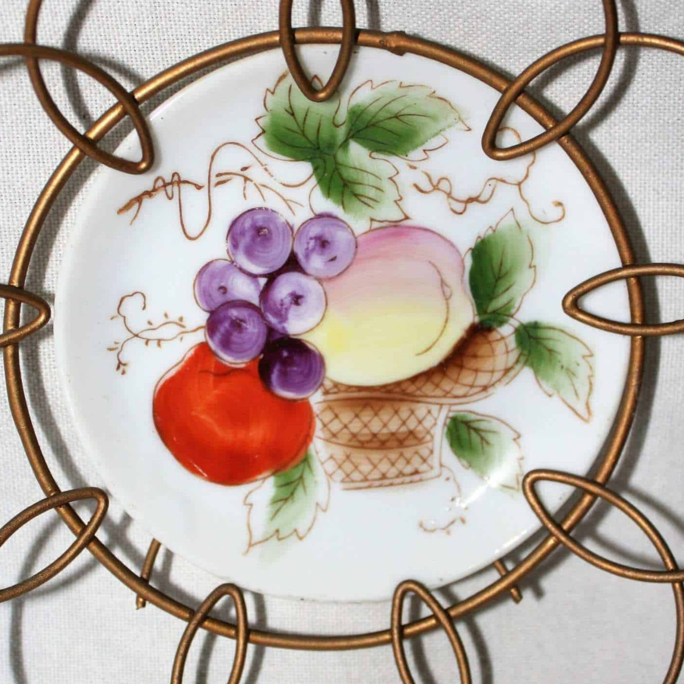 Decorative Plates, Fruits, Hand Painted, Wire Frames, Set of 2, Vintage Japan