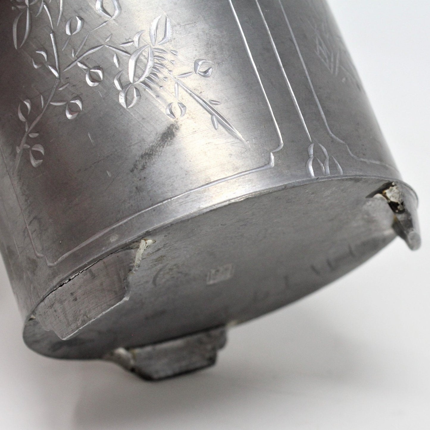 Tea Caddy, Round Pewter / Paktong, Etched Designs, Hong Kong, Antique, RARE