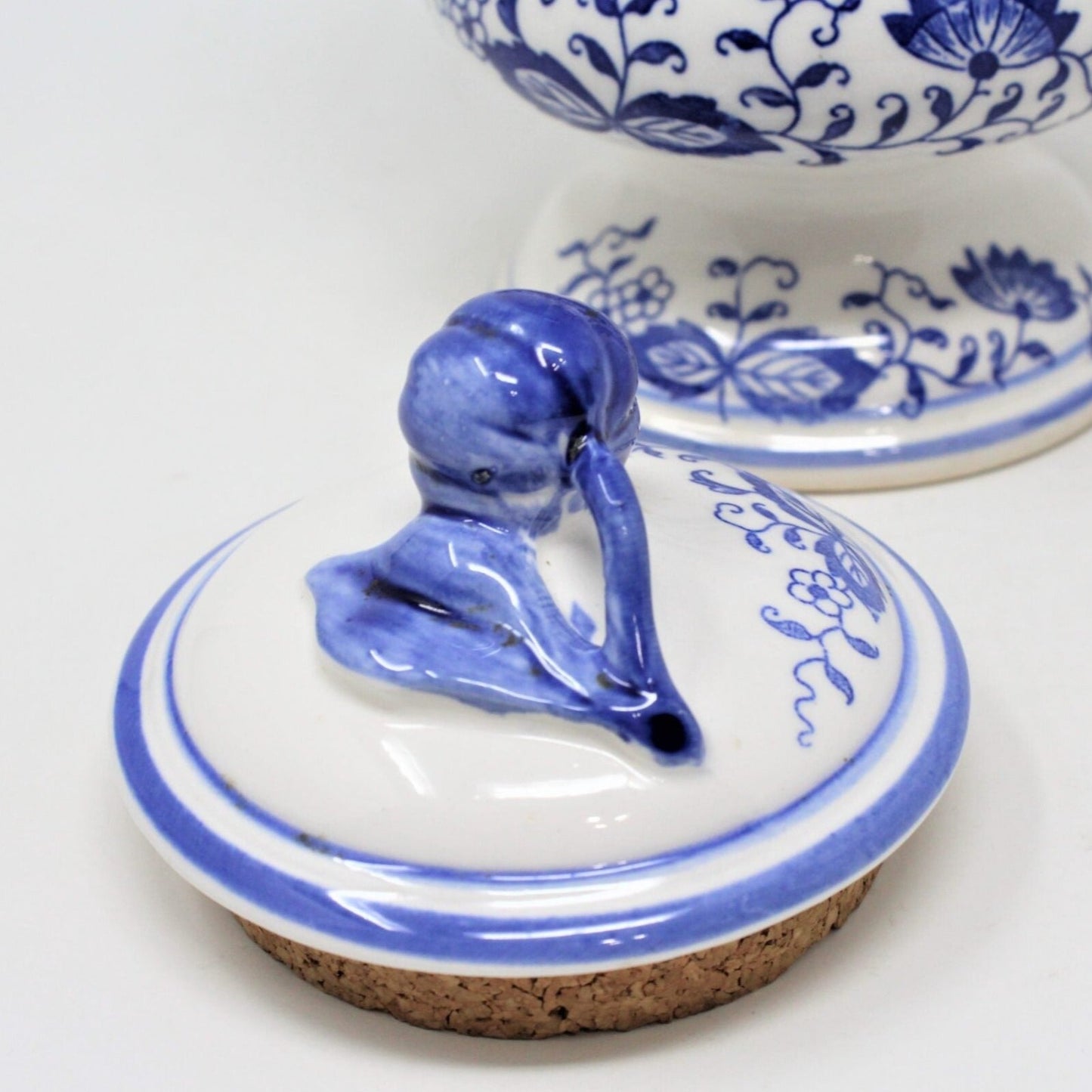 lid detail on porcelain canister