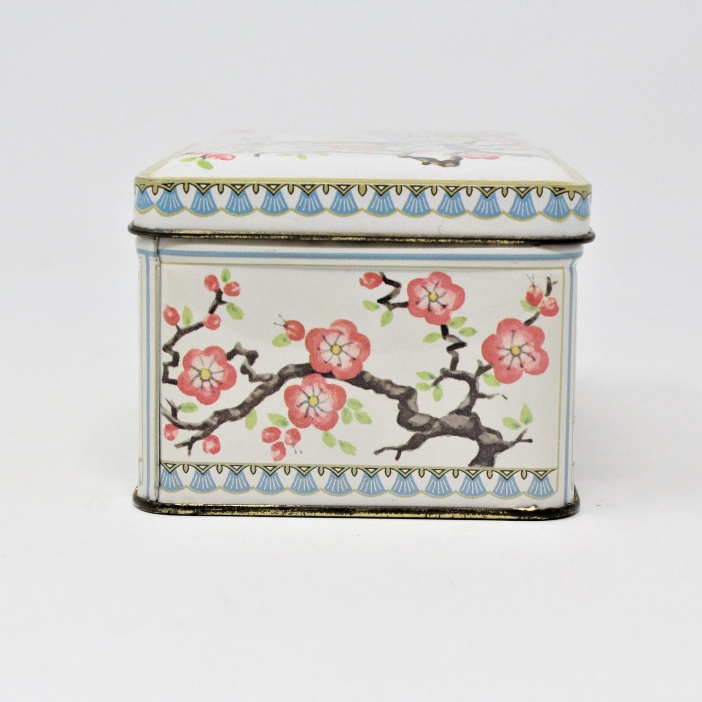 Tins, Gift Tin / Candy Tin, Daher, Geisha with Cherry Blossoms, Vintage England