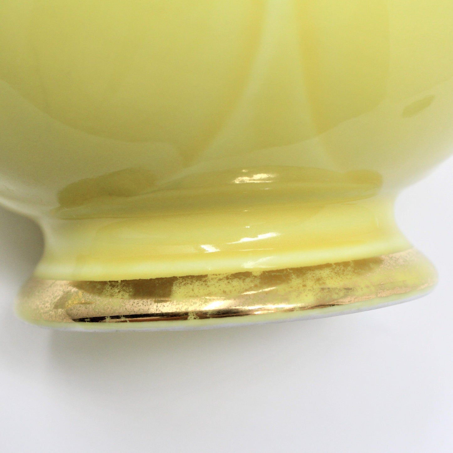 Teapot, Hall Pottery, Moderne in Canary Yellow, Vintage