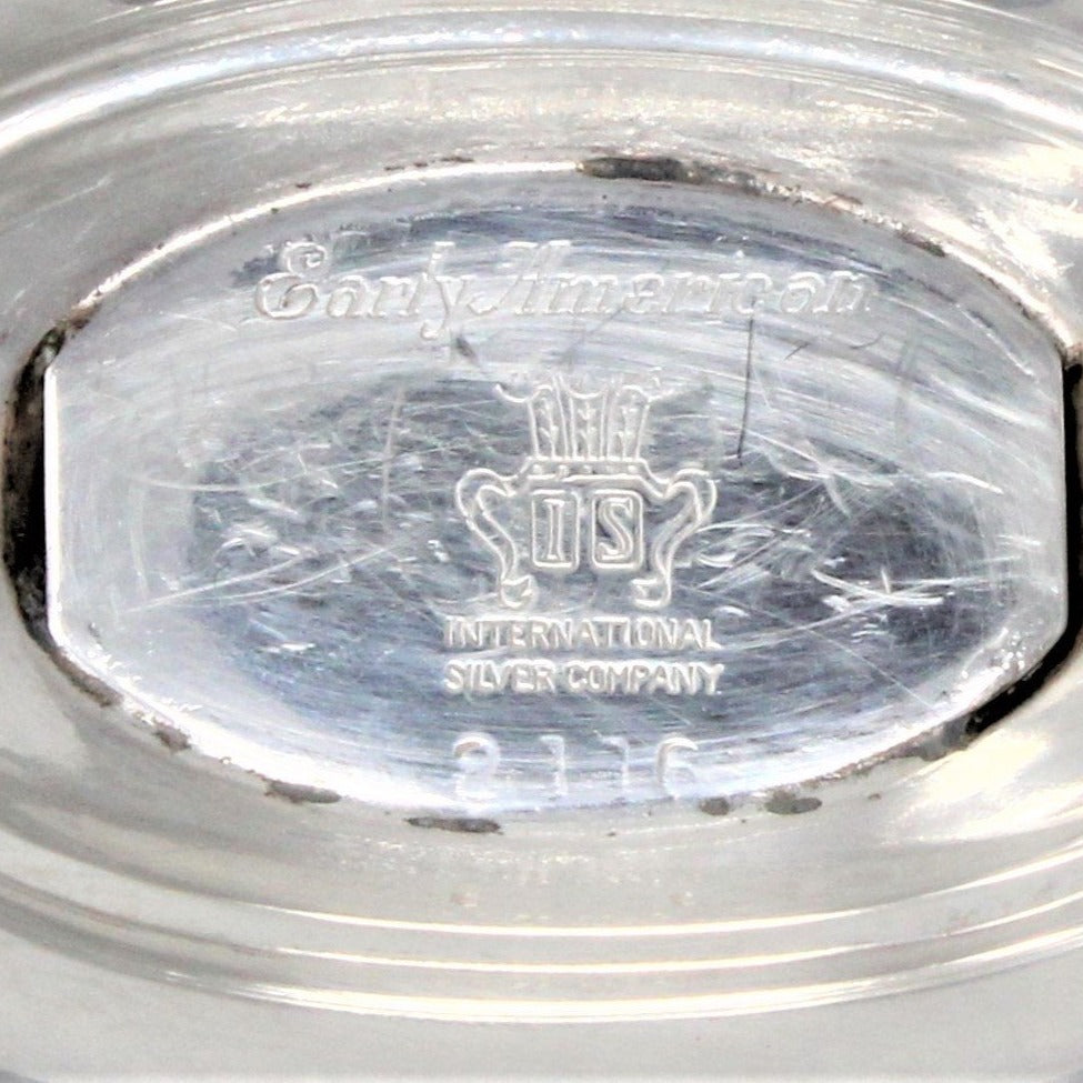 Gravy Boat / Saucièr with Underplate, International Silver, Early American, Silverplate, Vintage