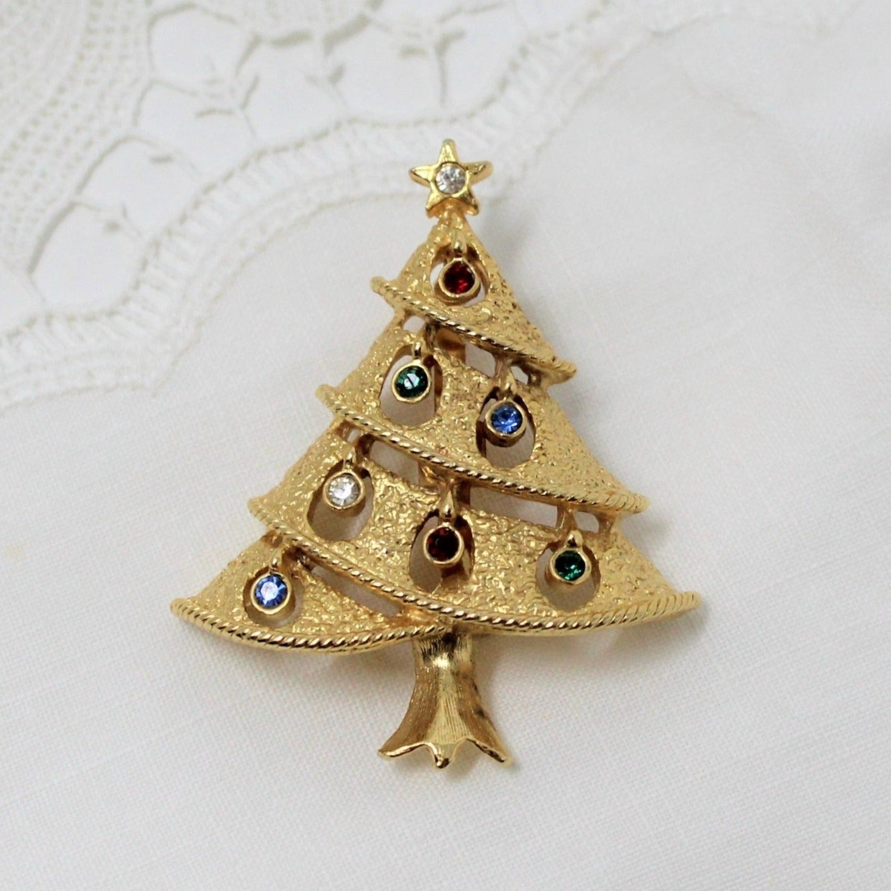 Brooch Pin, JJ Jonette Christmas Tree, Gold Tone, Vintage