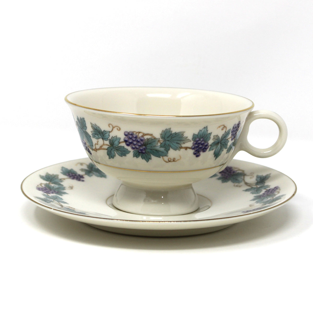 Tea Cups & Saucers: Theodore Haviland, Arbor, Grape Clusters, Set of 4, Vintage 1950