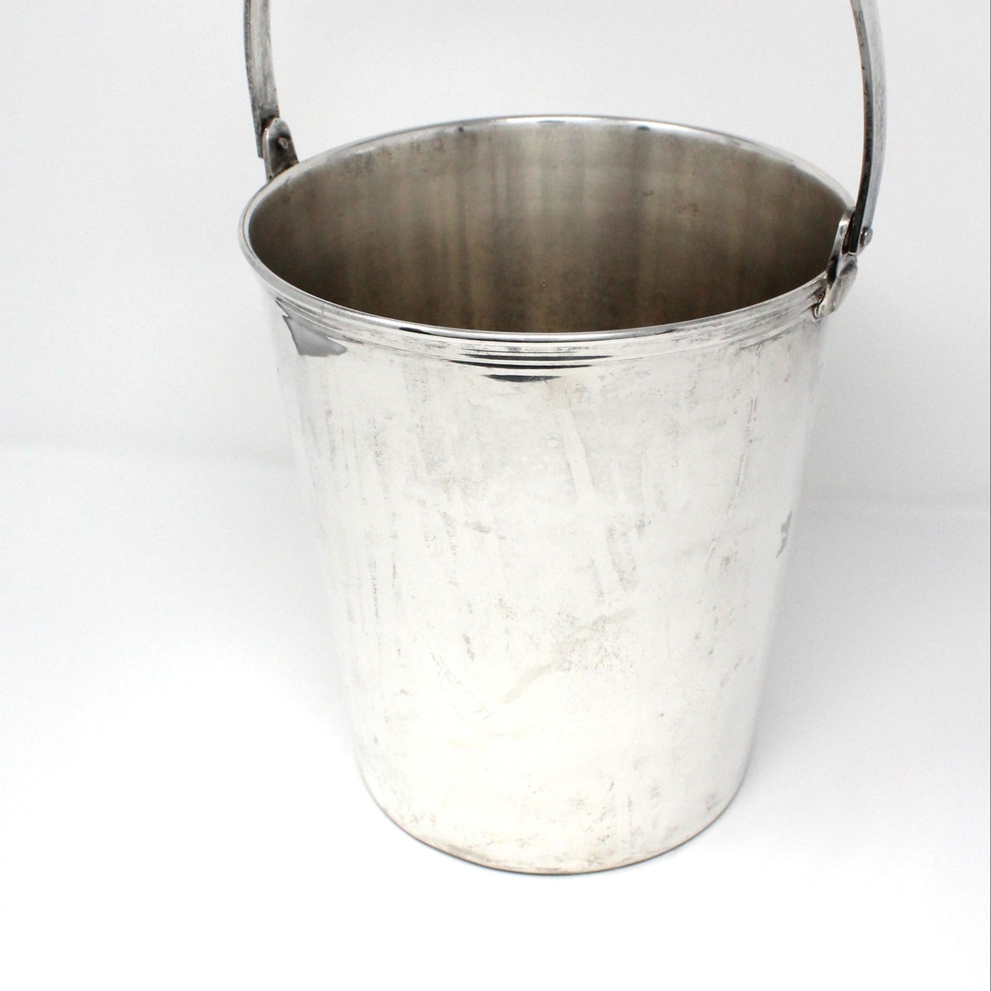 Ice Bucket, Champagne Bucket, Ice Pail, Silverplate, Hinged Handle & Ribbed Banding, Vintage