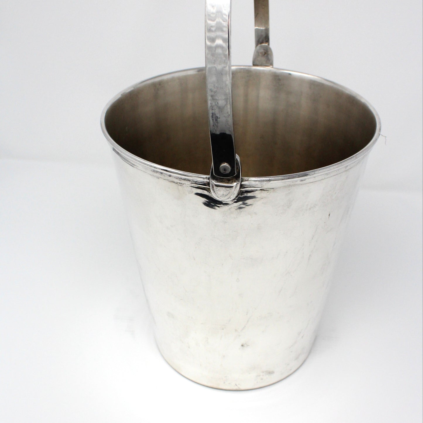 Ice Bucket, Champagne Bucket, Ice Pail, Silverplate, Hinged Handle & Ribbed Banding, Vintage