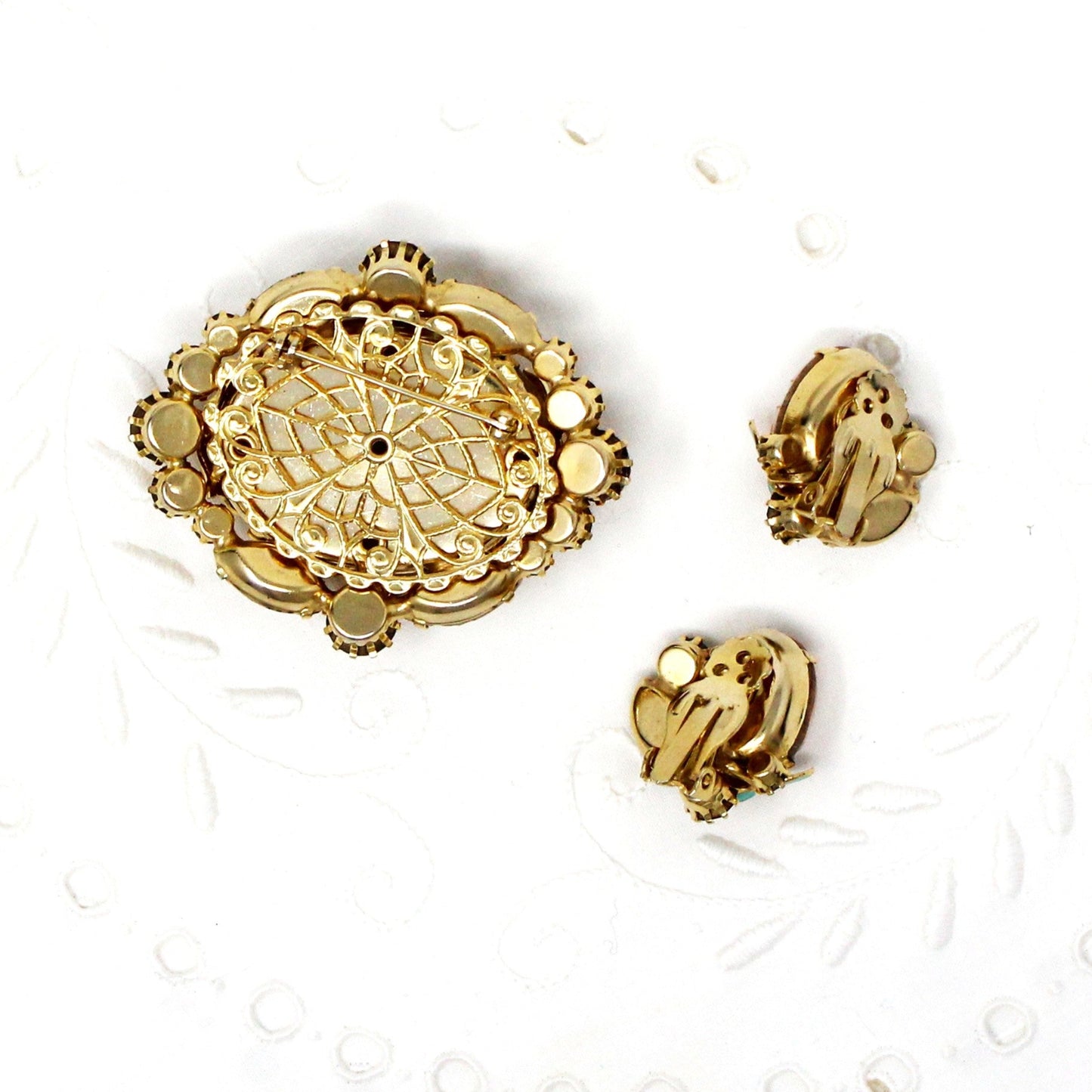 Brooch / Pin and Earrings Set, Pink Marbled Cabochon, Prong Set Rhinestones and Enamel Flowers, Demi Parure, Vintage