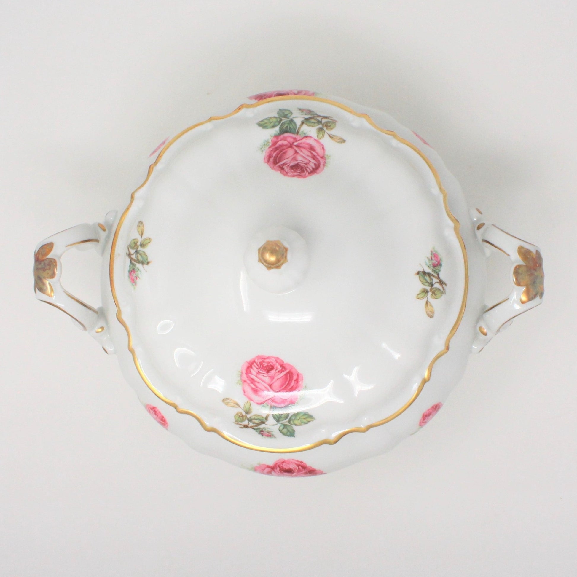 lovely lid on the covered vegetable bowl, The Dundee pattern, pink roses