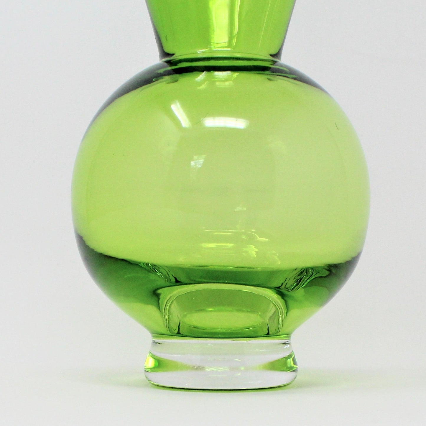 Vase, Dartington Fine Crystal, Hand Blown Urn Vase, Green Glass, Vintage