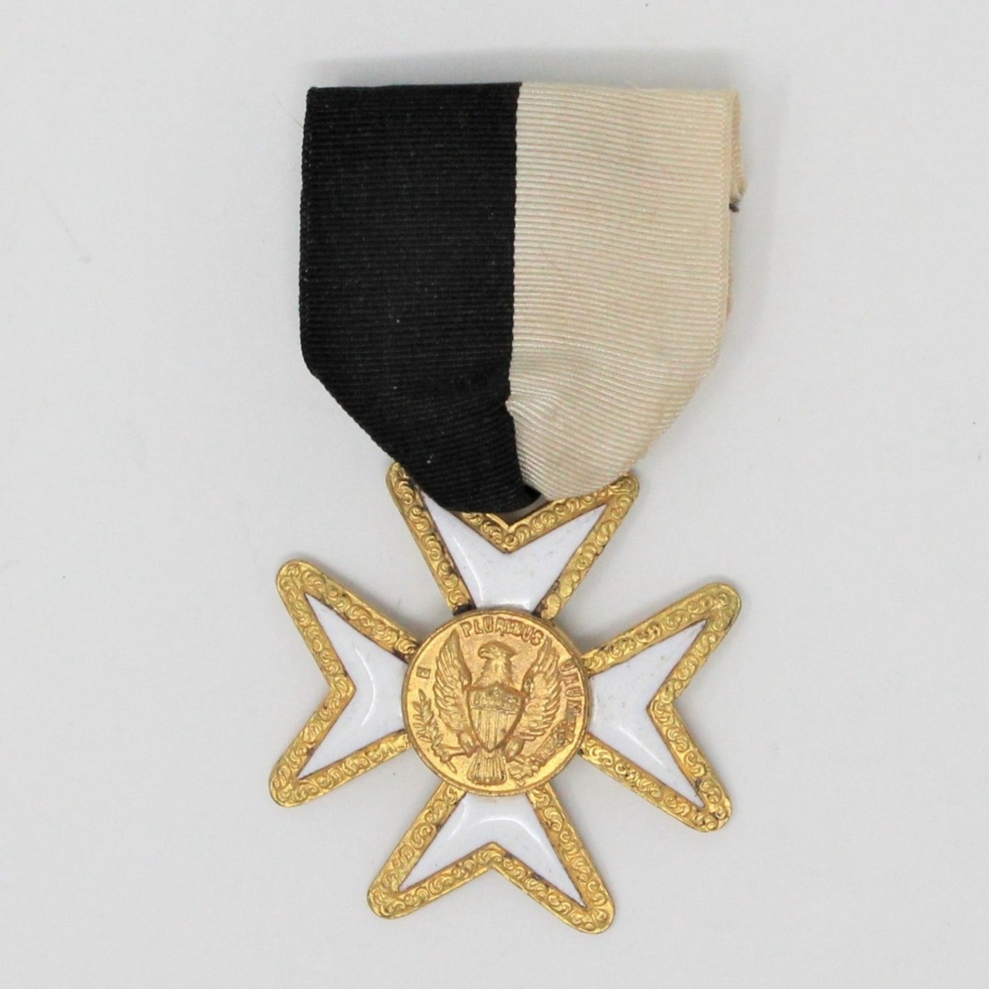Medal, Masonic Knights Templar, E. Pluribus Unum, Eagle Maltese Cross with Ribbon, Vintage