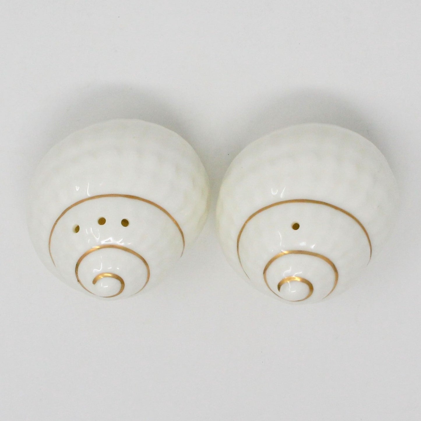Salt and Pepper Shakers, Seashells Mikasa, Narumi, Coastal, Bone China, Elegant Tableware, Maritime, Vintage